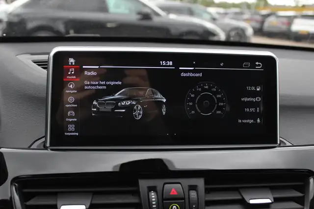 BMW X1 view 22