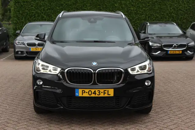 BMW X1 view 8