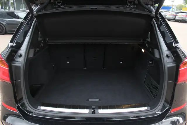 BMW X1 view 16