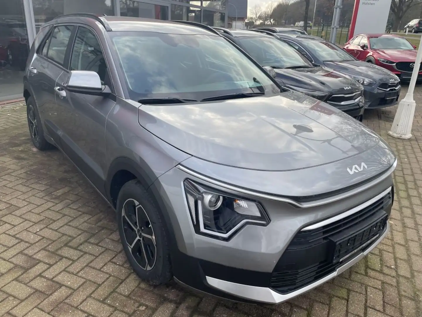 Kia Niro 1.6 GDI HEV 2WD OPF Aut. Edition 7 (SG2) Gris - 2