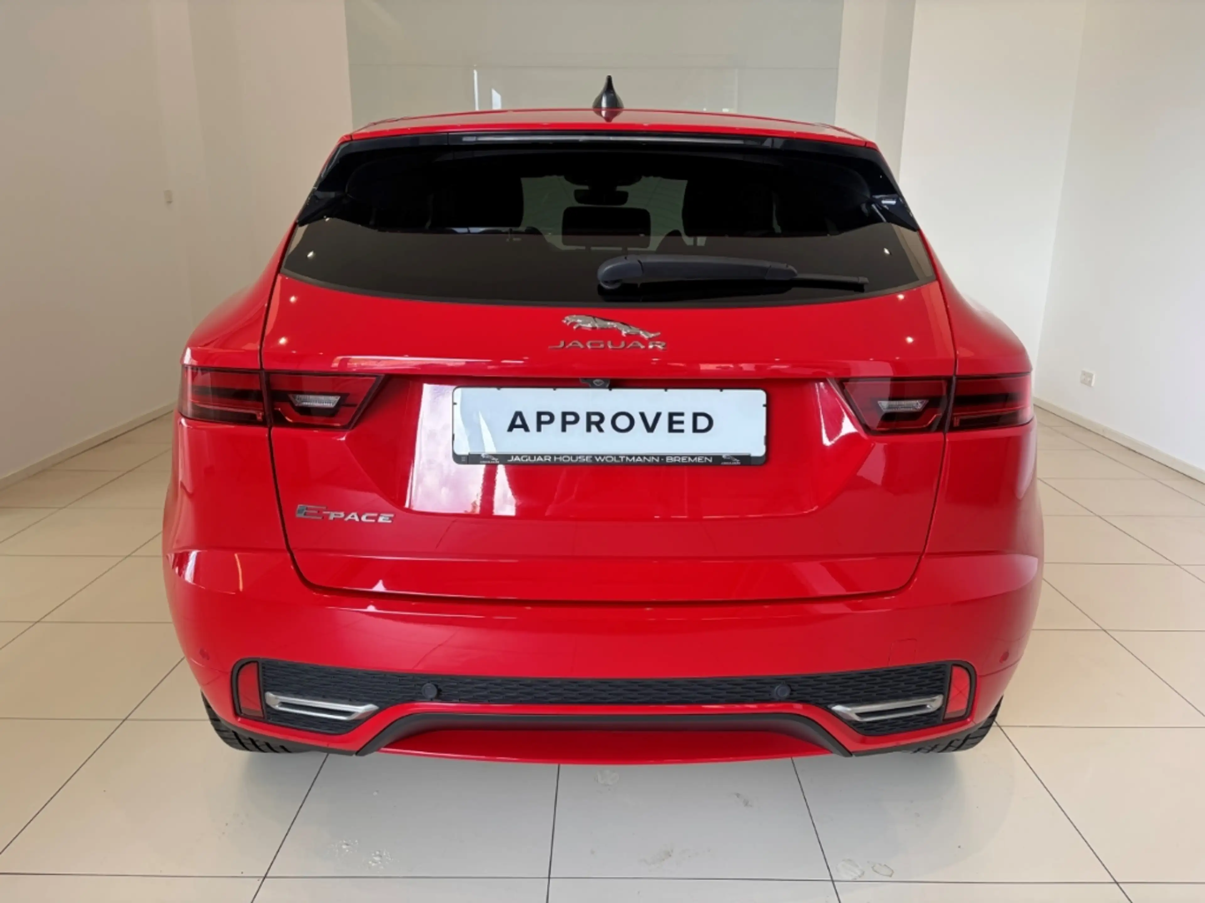 Jaguar E-Pace D200 R-Dynamic SE AWD Meridian LED ACC — photo 8