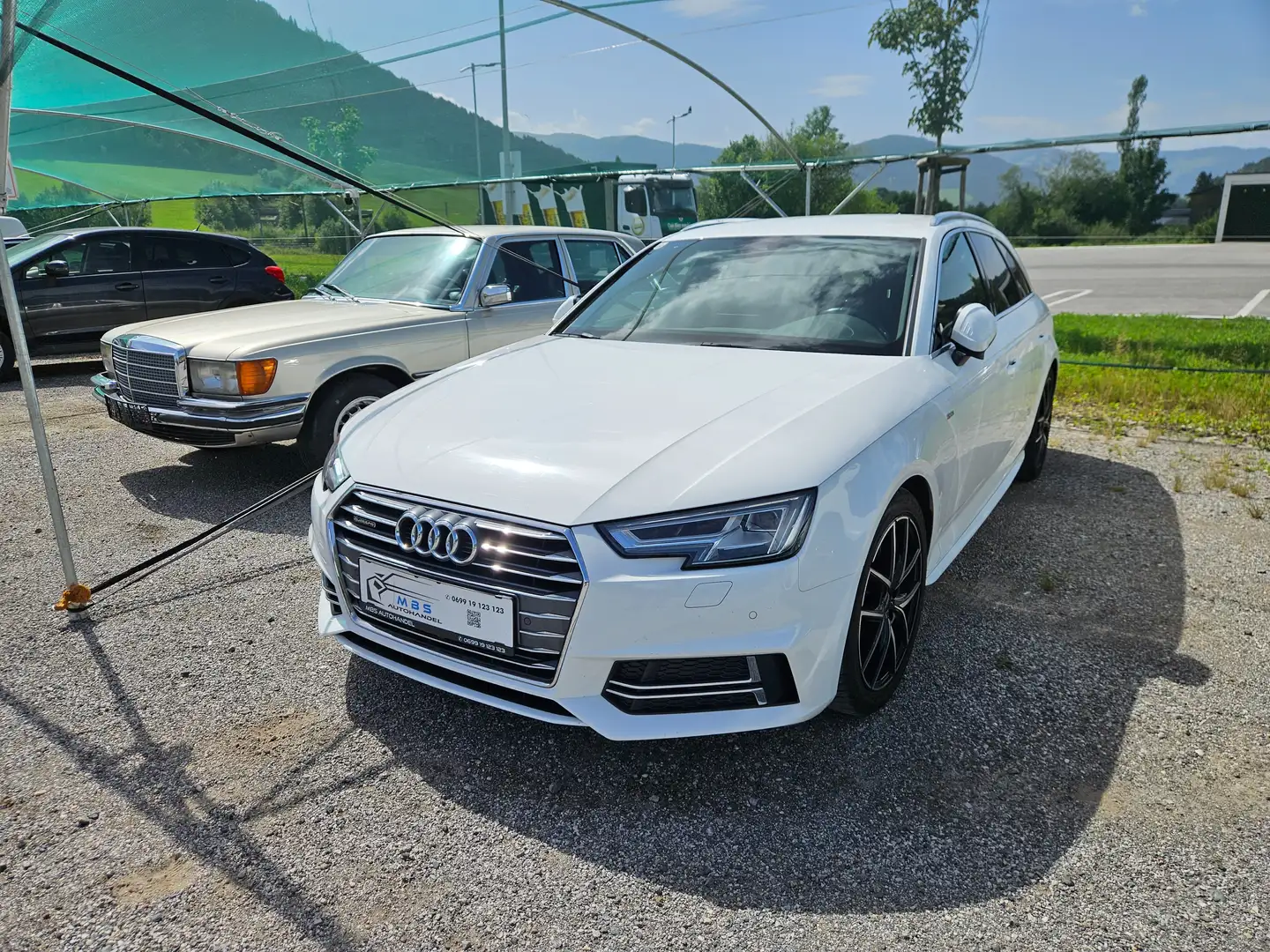 Audi A4 S-Line Allrad Weiß - 1