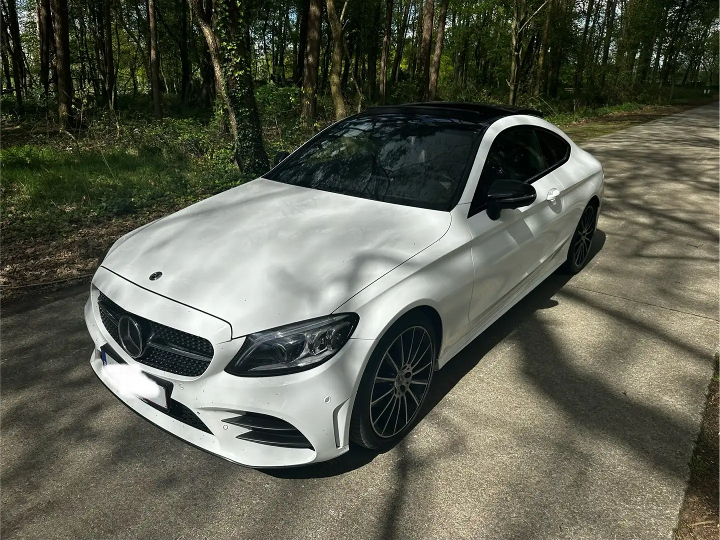 Mercedes-Benz C 220 d Coupe 9G-TRONIC AMG Line White - 2