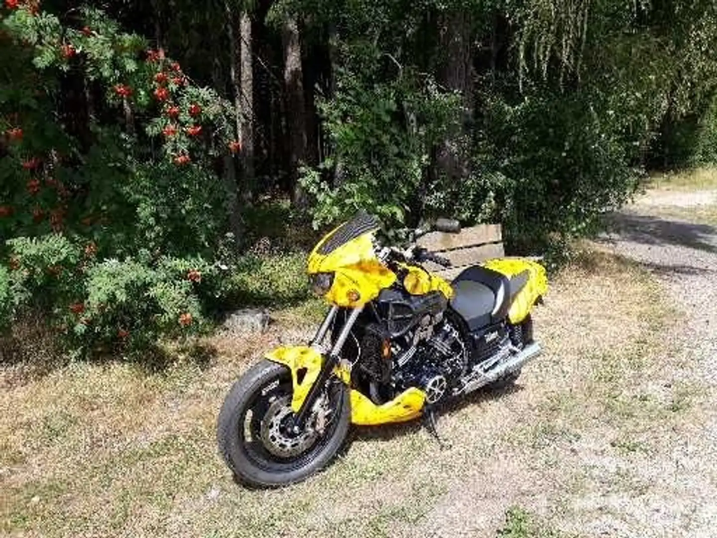 Yamaha Vmax Vmax 1200 Amarillo - 1