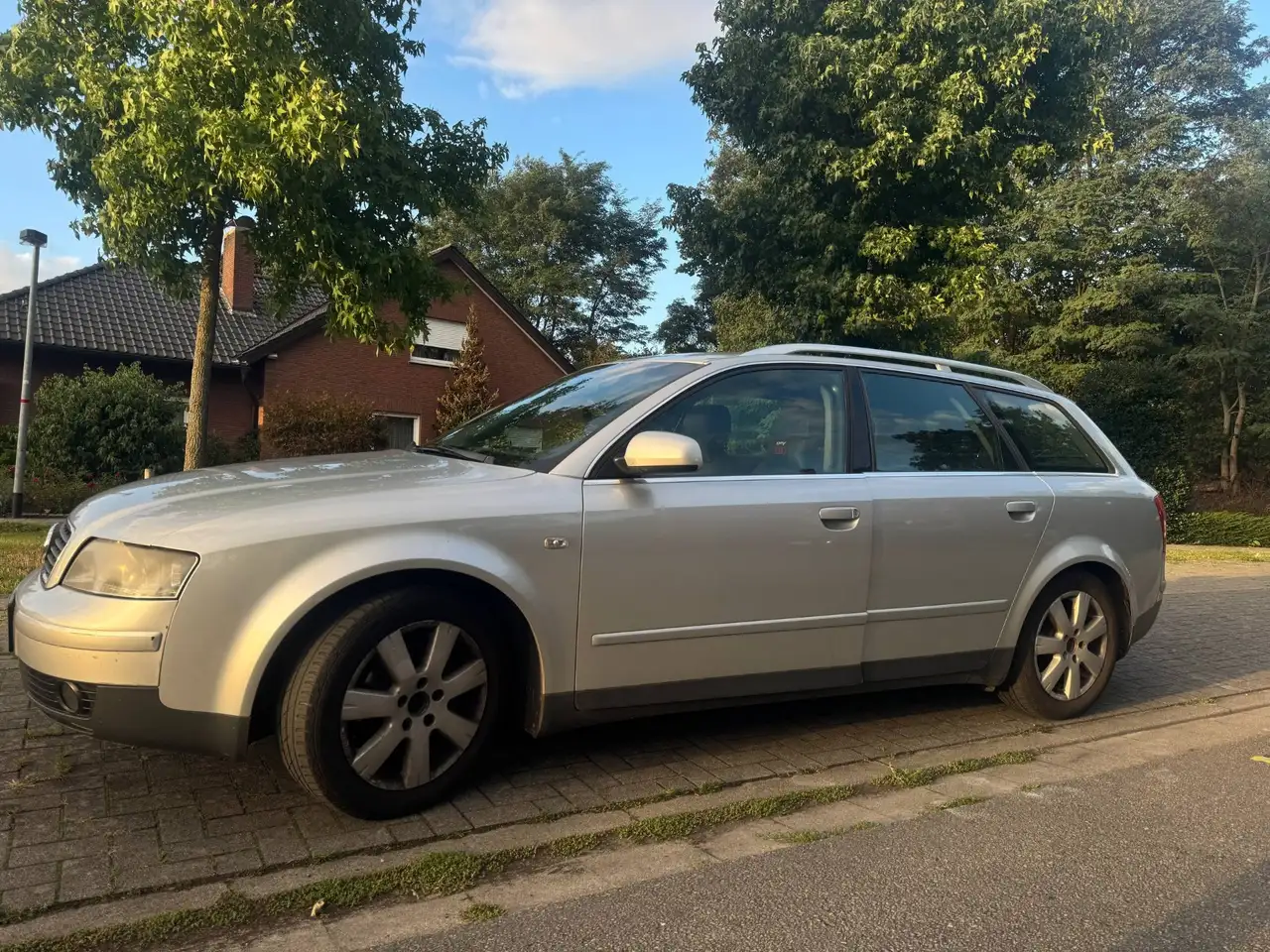 Audi A4 Avant 2.0, foto 2
