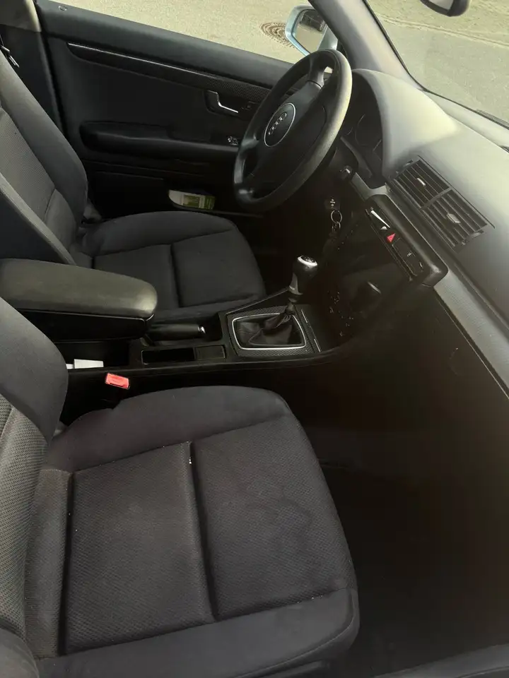 Audi A4 Avant 2.0, foto 3