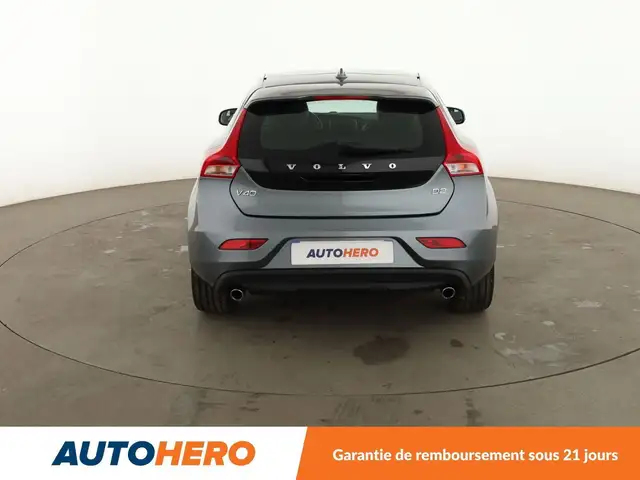 Volvo V40 view 5