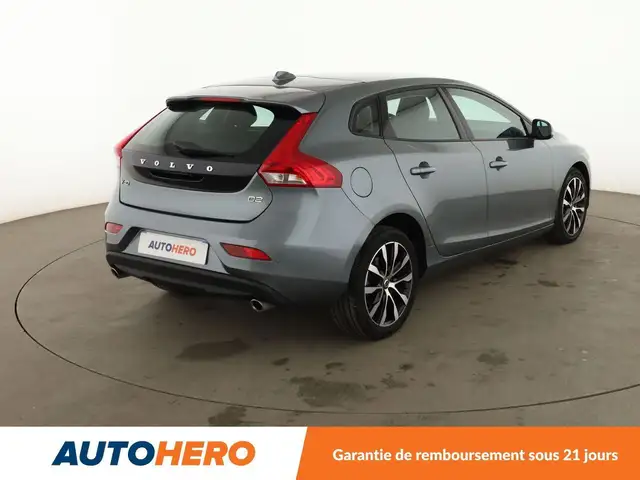 Volvo V40 view 6