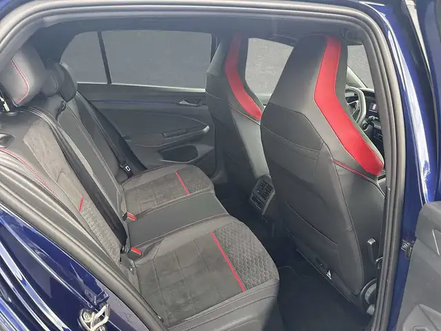 Volkswagen Golf view 5