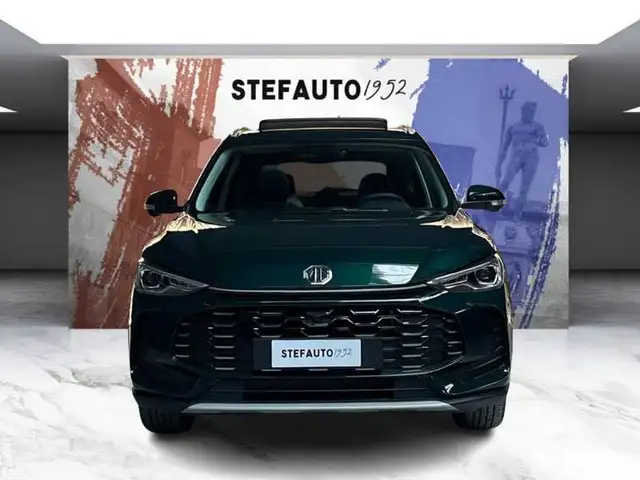 MG ZS view 4
