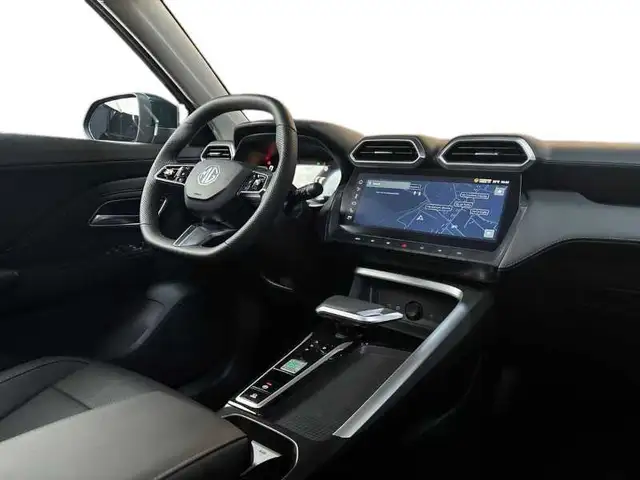 MG ZS view 15
