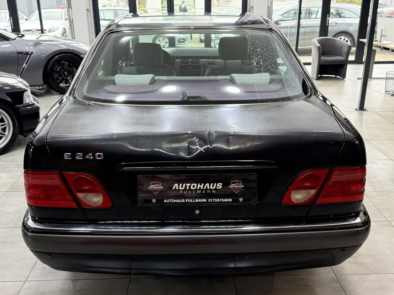 Mercedes-Benz E 240 Elegance +TEMPOMAT+KLIMA+SITZHEIZ+, foto 3