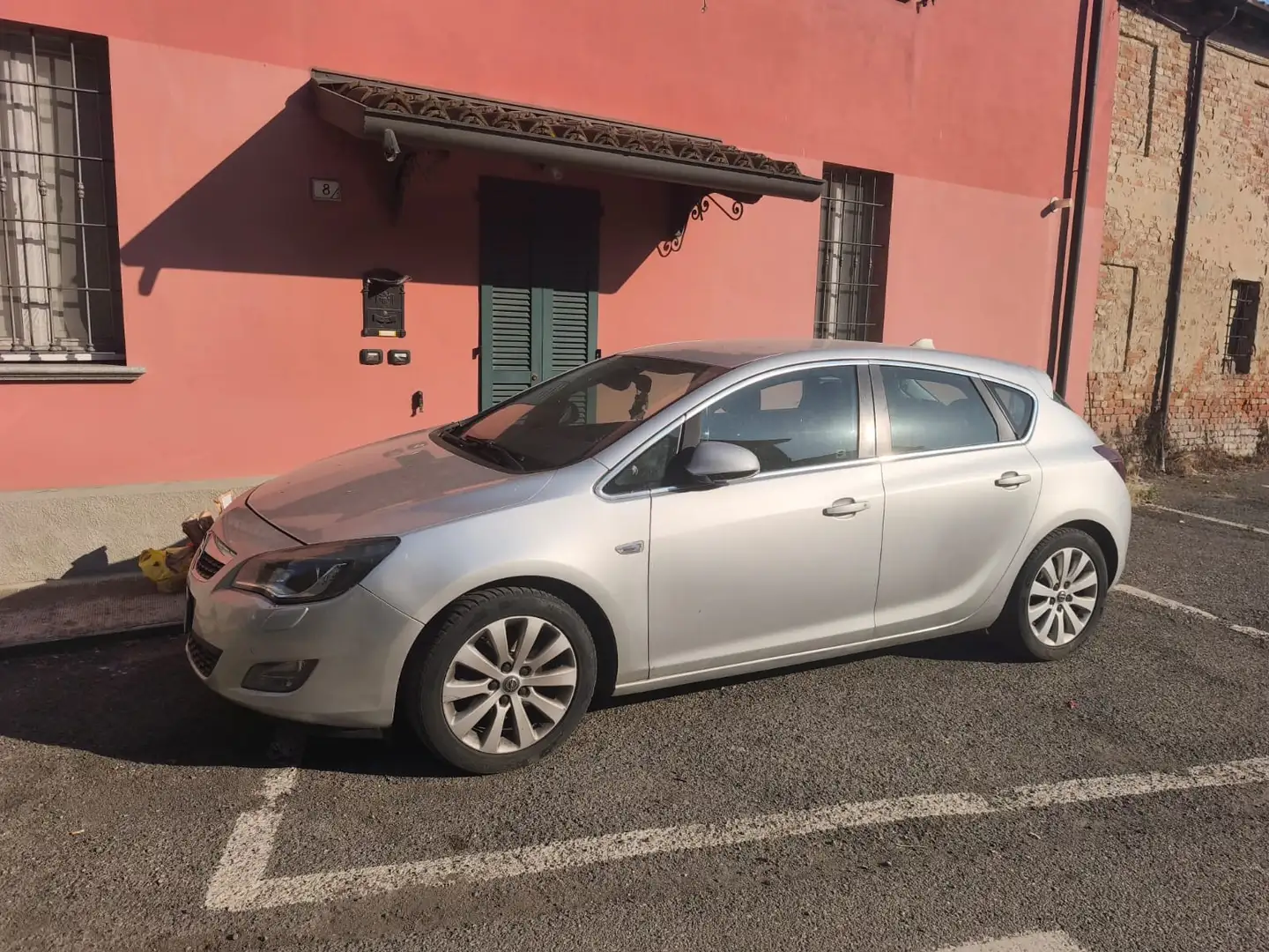 Opel Astra GTC 1.7 cdti Cosmo 110cv E5 - 1