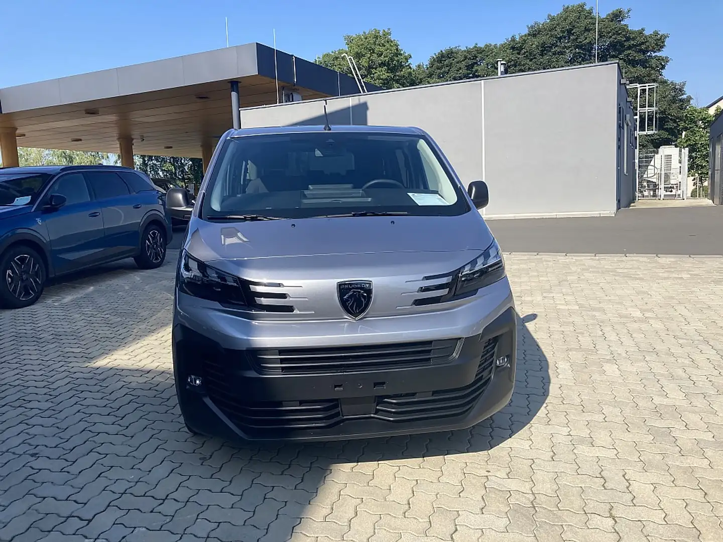 Peugeot Expert Kombi BlueHDi 180 Lang EAT8 8 Sitze Silber - 2