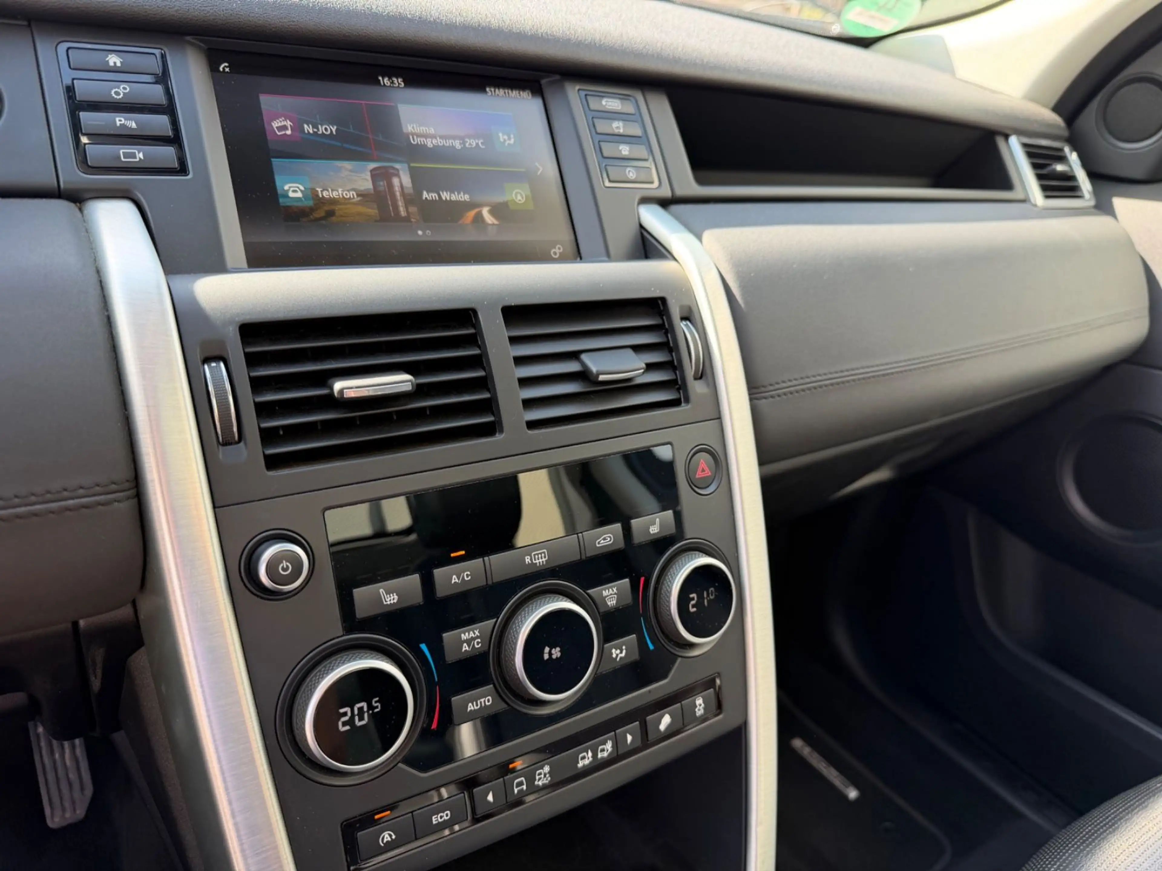 Land Rover Discovery Sport HSE *PANO/AHK/LEDER* — photo 14