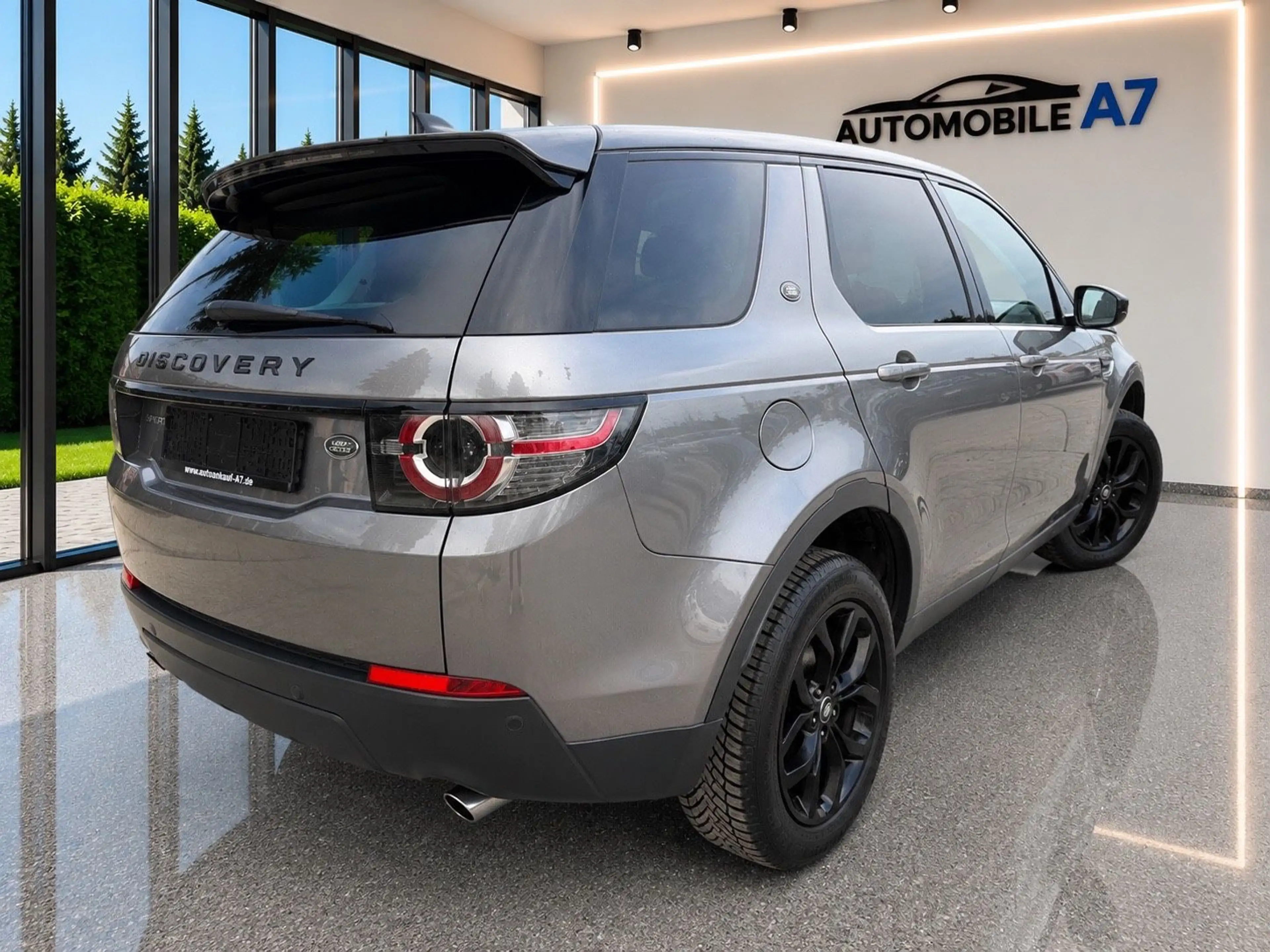 Land Rover Discovery Sport HSE *PANO/AHK/LEDER* — photo 4