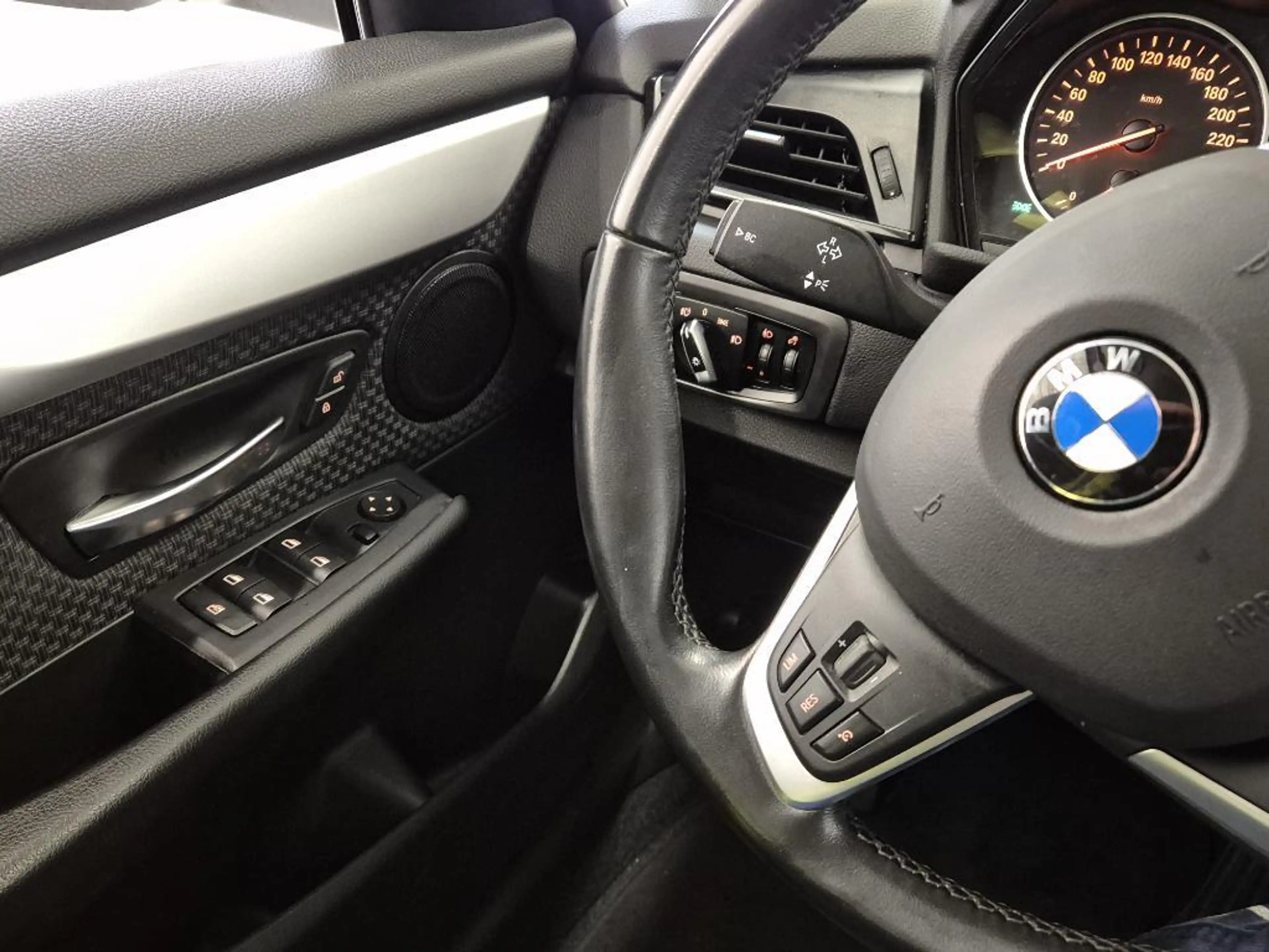 BMW 218 2-serie Active Tourer 218i Essential / NL prijs 65 — photo 8