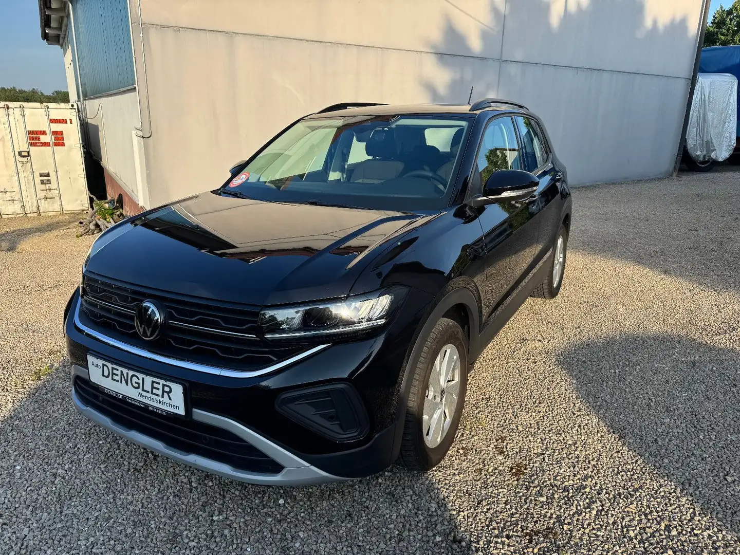 Volkswagen T-Cross 1.0 TSI 85 kW Life,LED,Autom,SHZ,PTS, Schwarz - 2