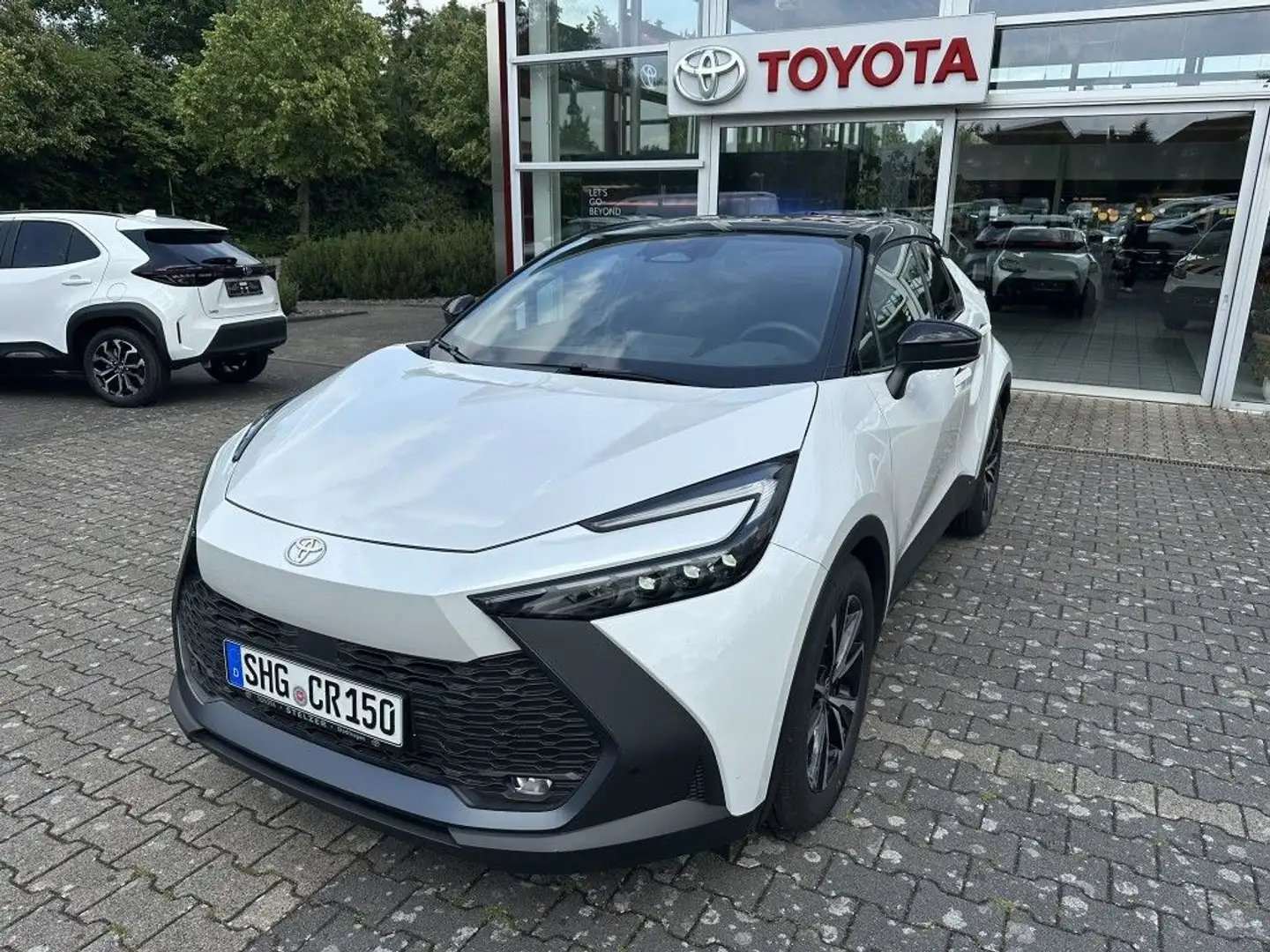 Toyota C-HR 1.8 Hybrid Team Deutschland Weiß - 1