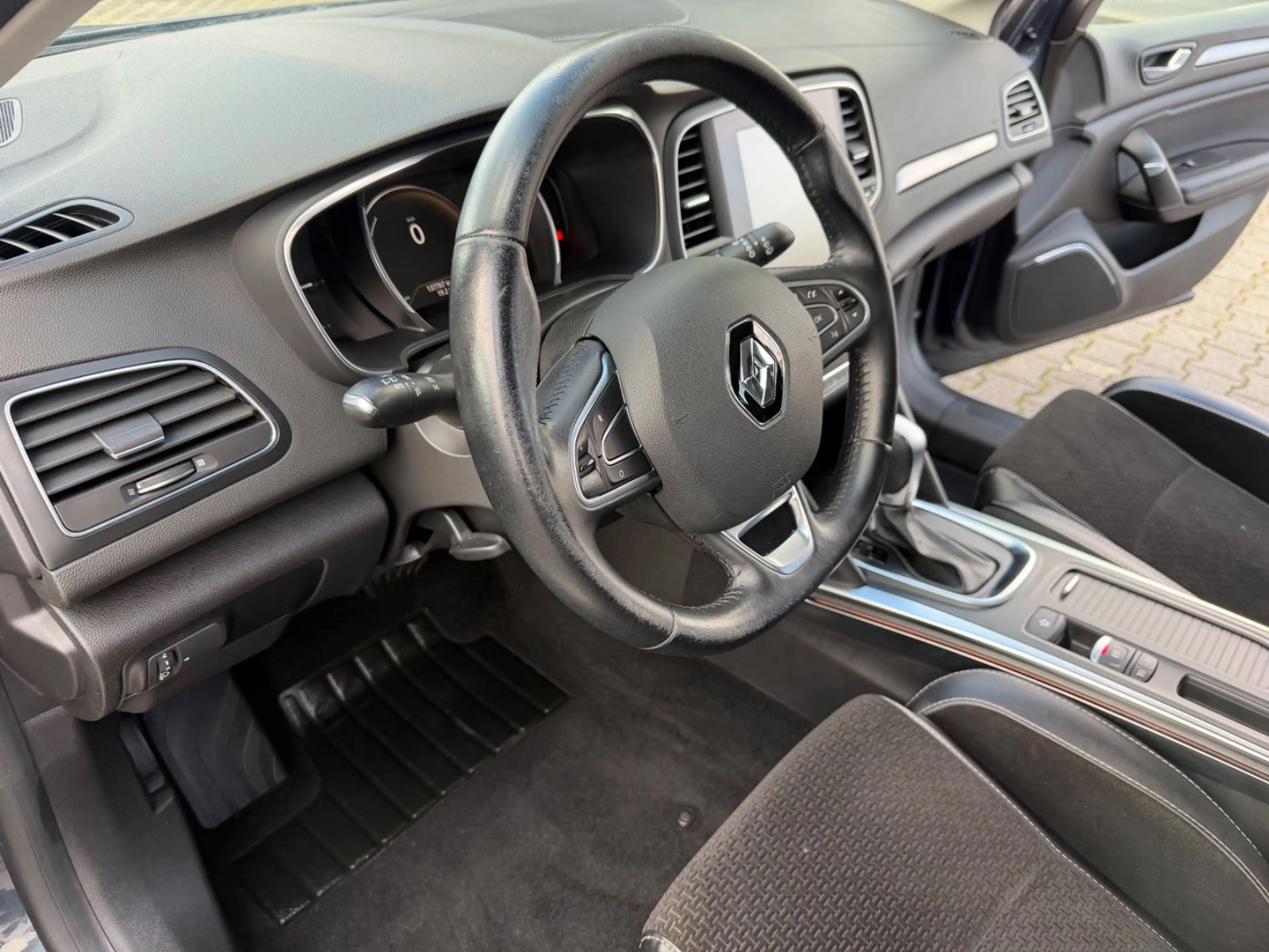 Renault Megane IV Grandtour Intens |Automatik| — photo 13