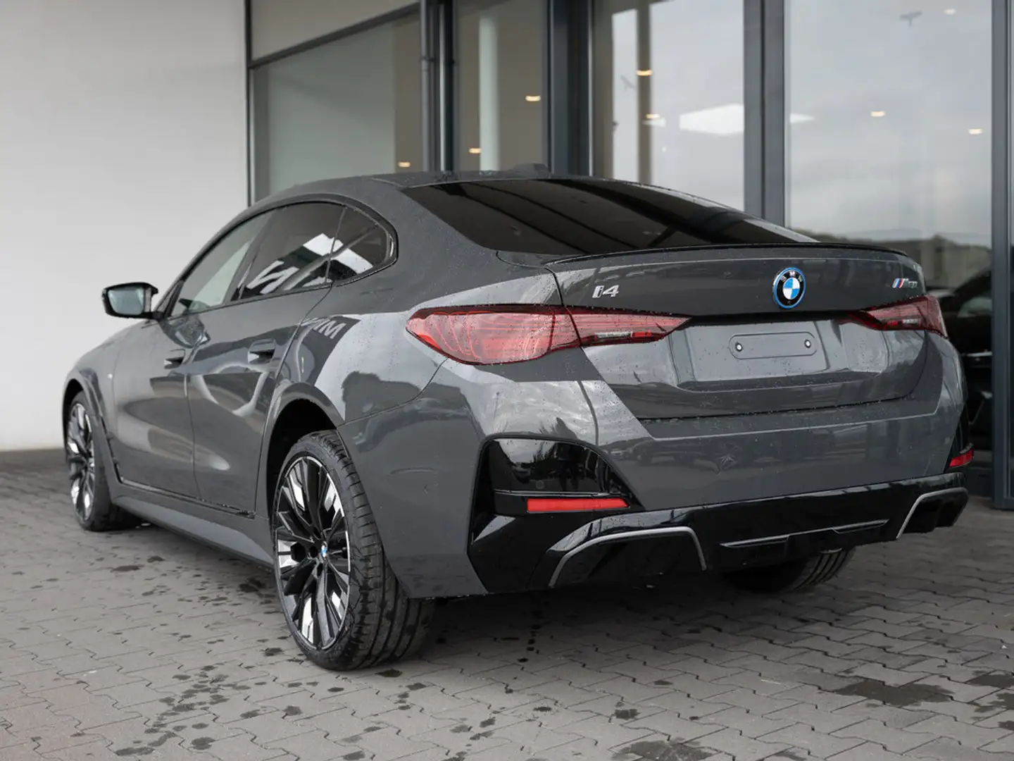 BMW i4 M60 xDrive 360° LED HUD AHK NAVI HGSD H/K Gris - 2