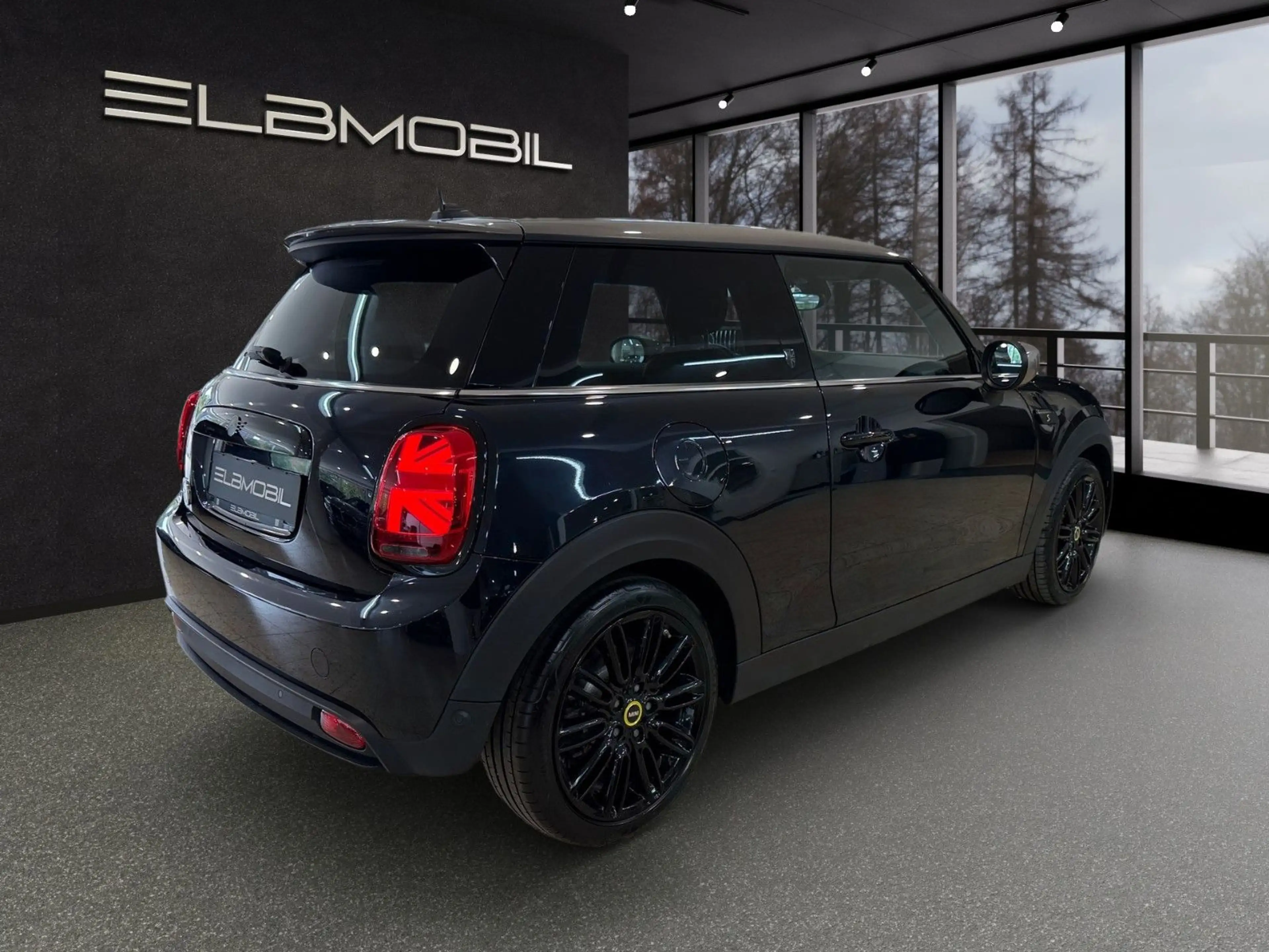 MINI Cooper SE Yours Trim* Wireless Charging*Premium — photo 6