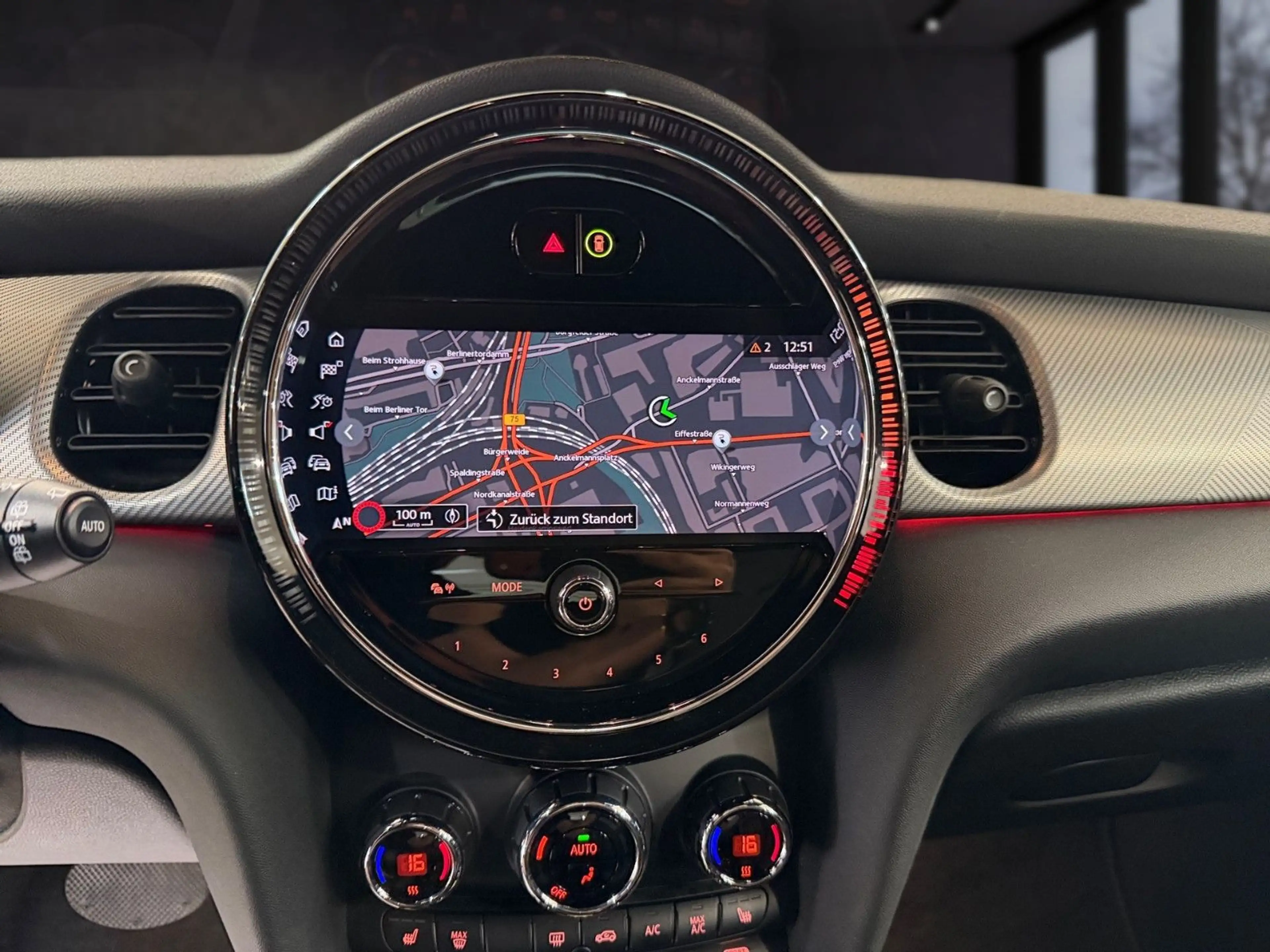 MINI Cooper SE Yours Trim* Wireless Charging*Premium — photo 15