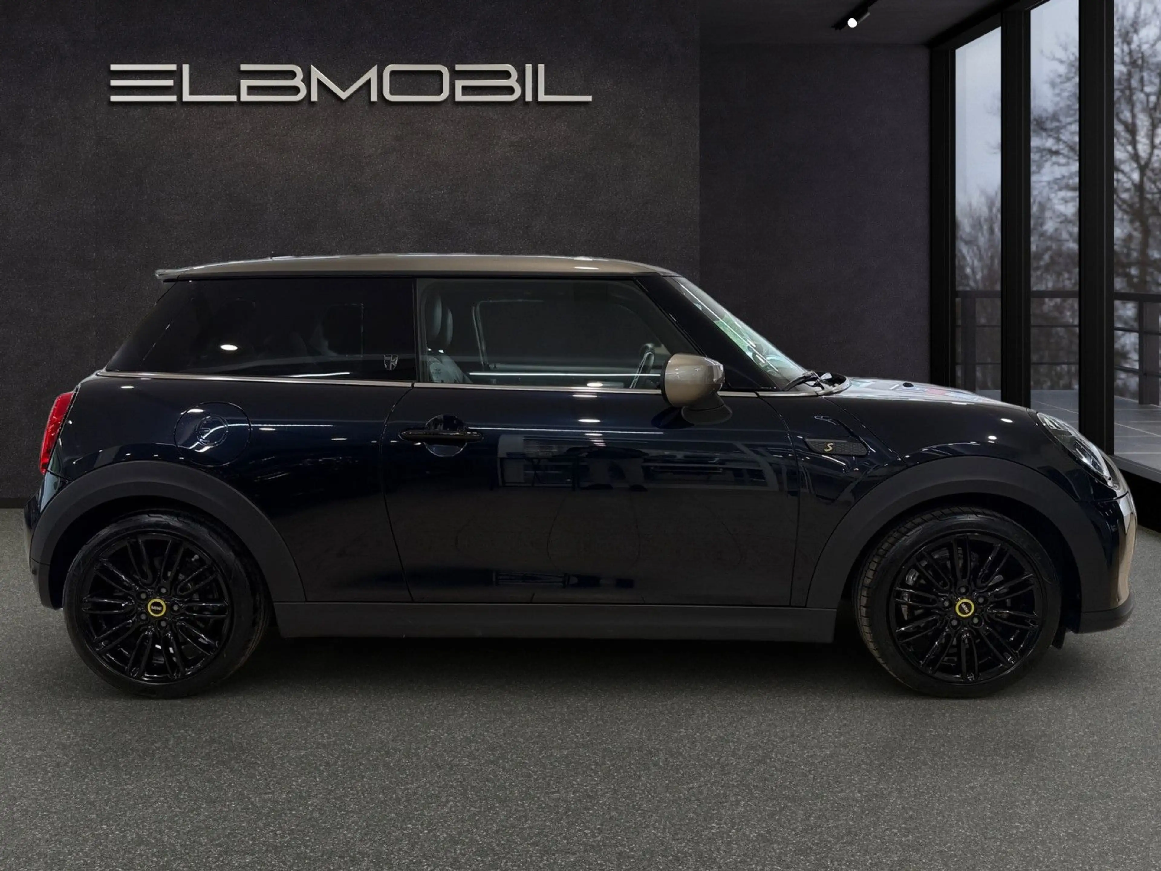 MINI Cooper SE Yours Trim* Wireless Charging*Premium — photo 7