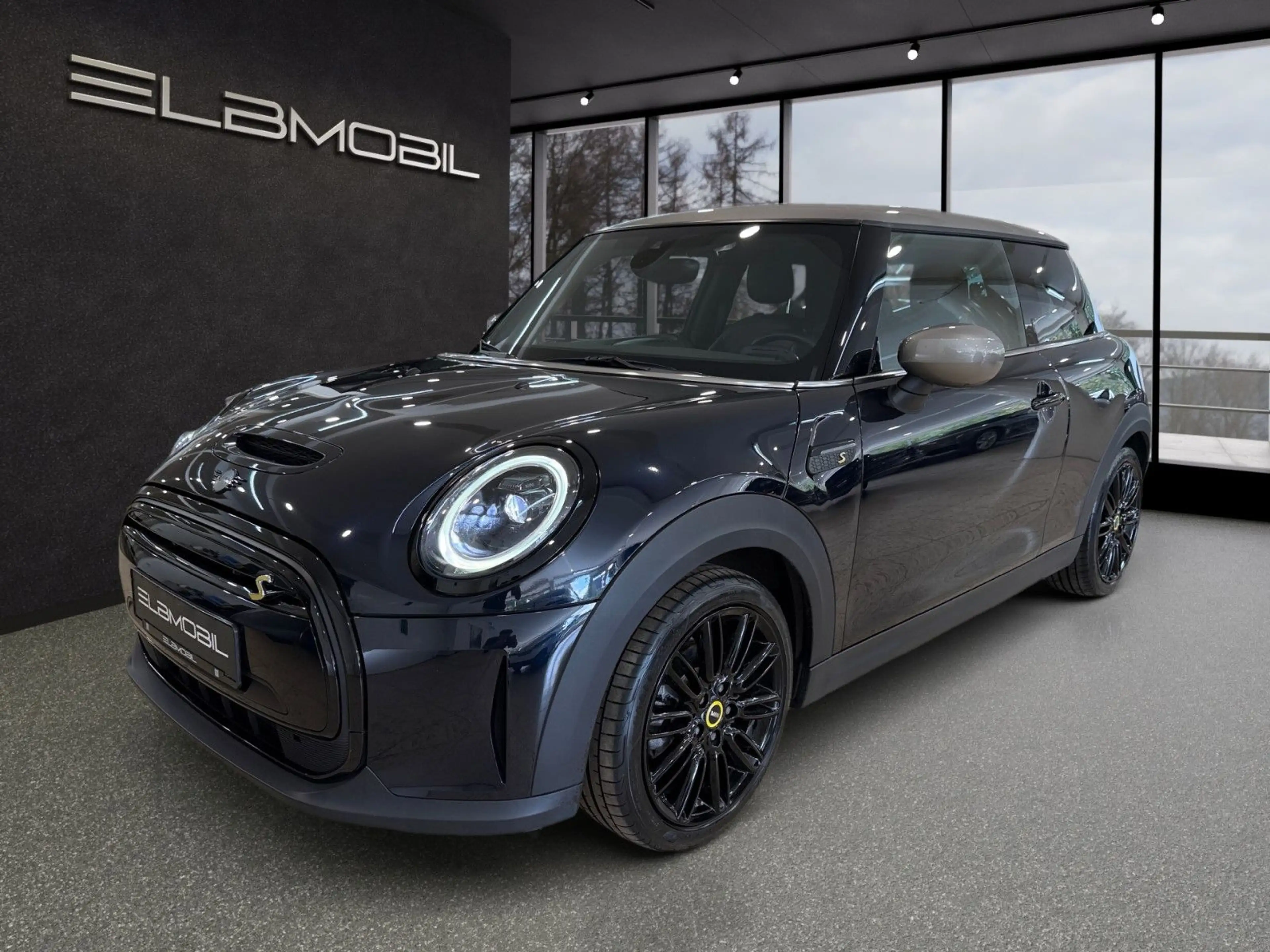 MINI Cooper SE Yours Trim* Wireless Charging*Premium — photo 2