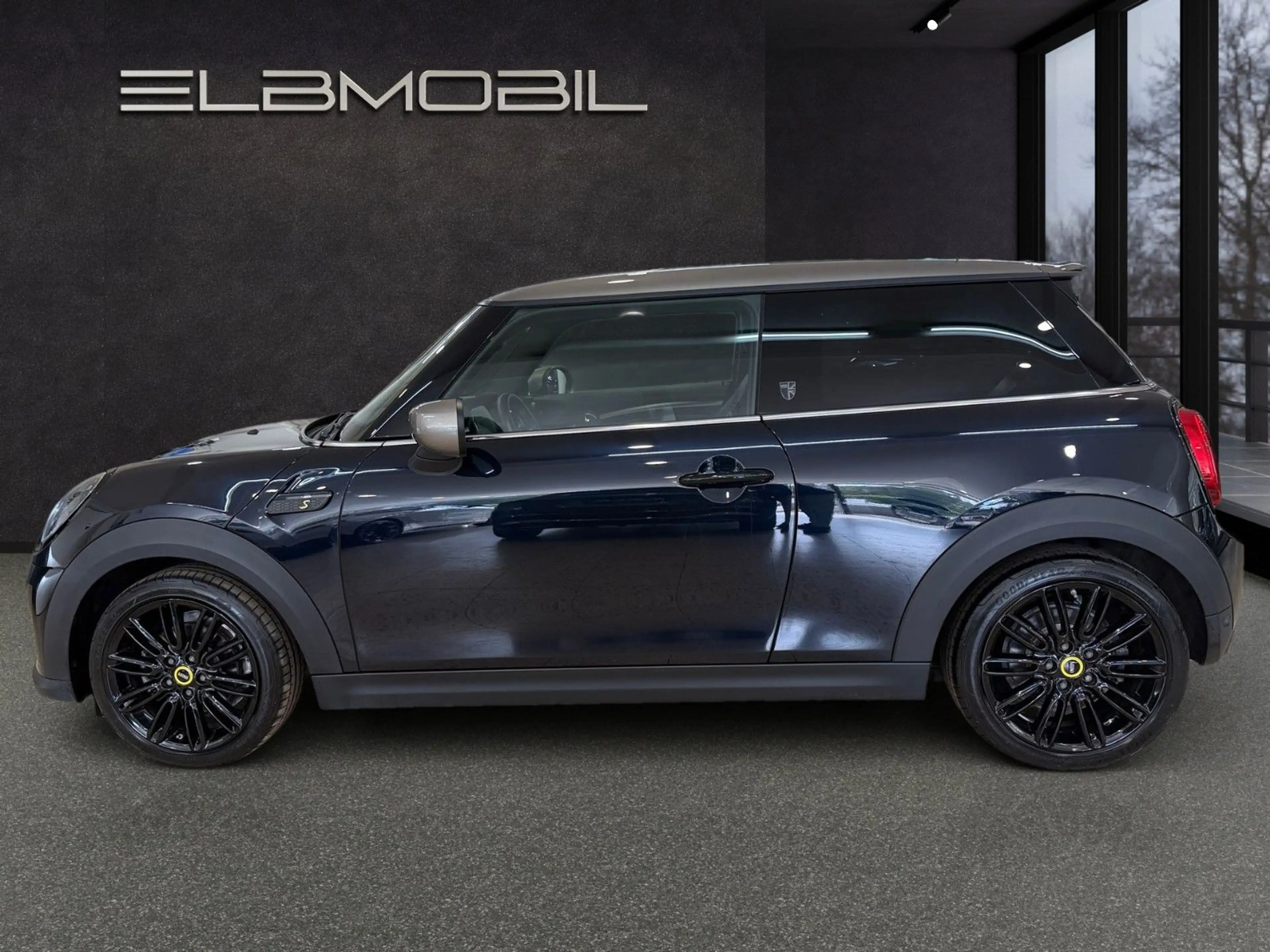 MINI Cooper SE Yours Trim* Wireless Charging*Premium — photo 3