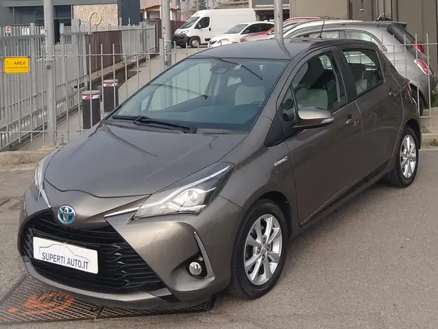 Toyota Yaris Yaris  5p 1.5h Active neopatentati