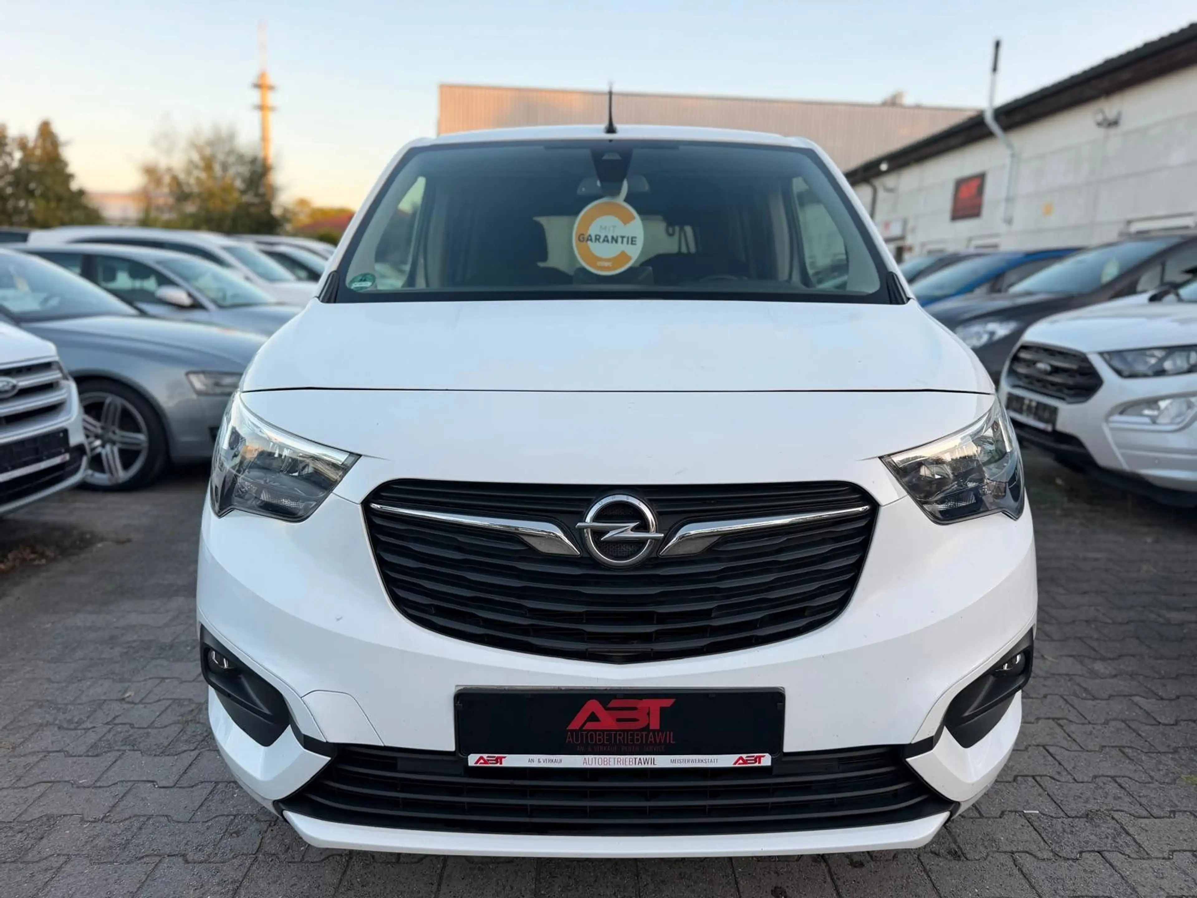 Opel Combo 1.5D, Carplay, Autom., Klima, AHK, SZH, PDC — photo 8