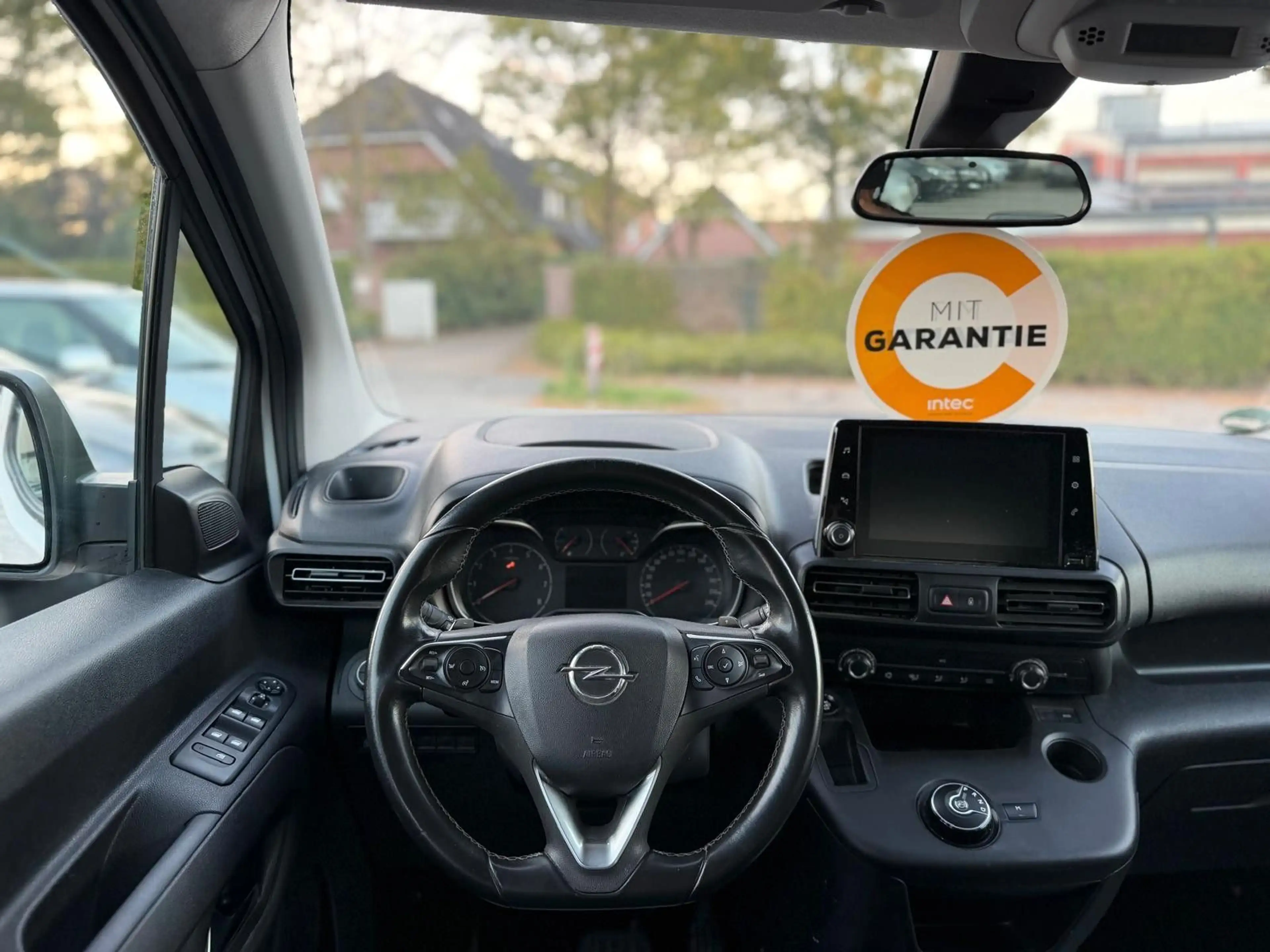 Opel Combo 1.5D, Carplay, Autom., Klima, AHK, SZH, PDC — photo 11