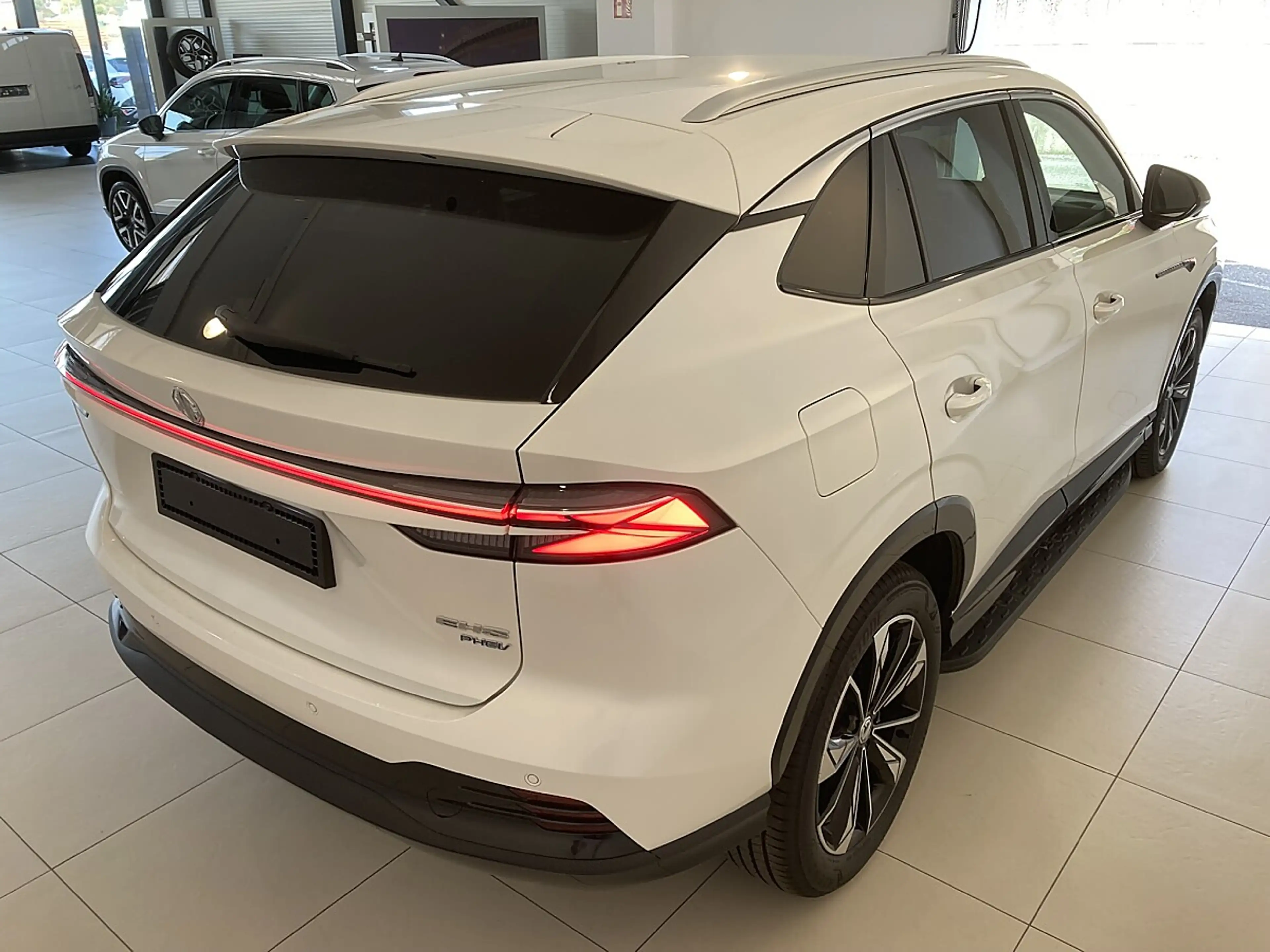 MG HS PHEV Luxury 21,4kWh.AKKU — photo 3