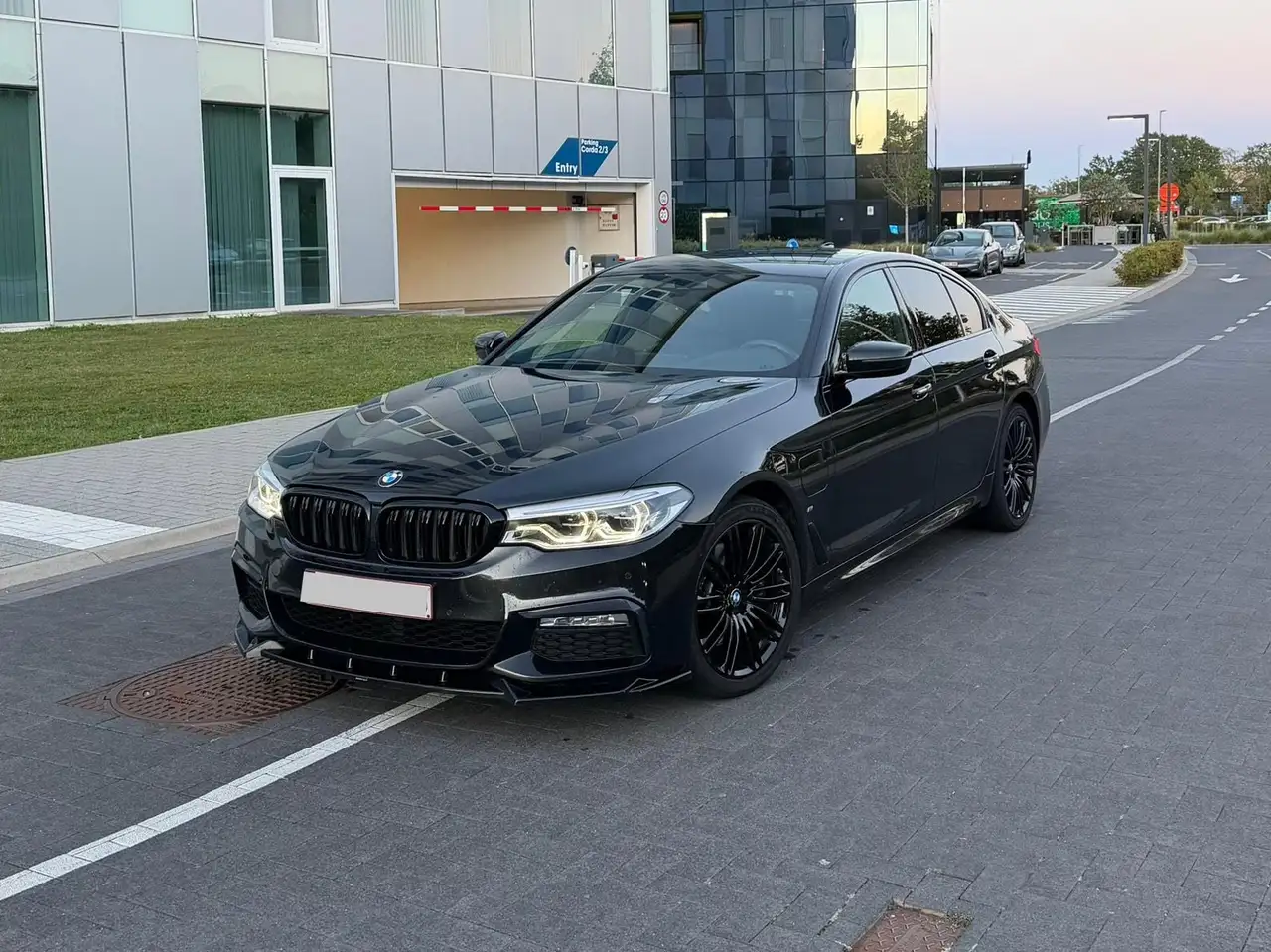 BMW 530