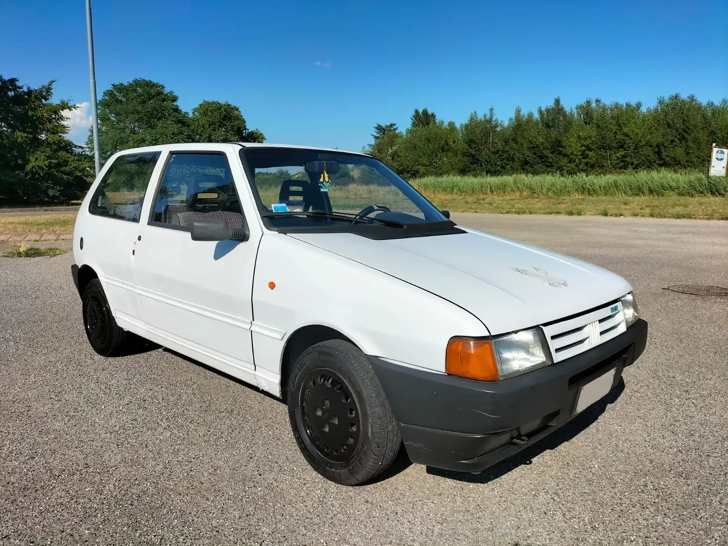 Fiat Uno 1990-KM 116.099 White - 2
