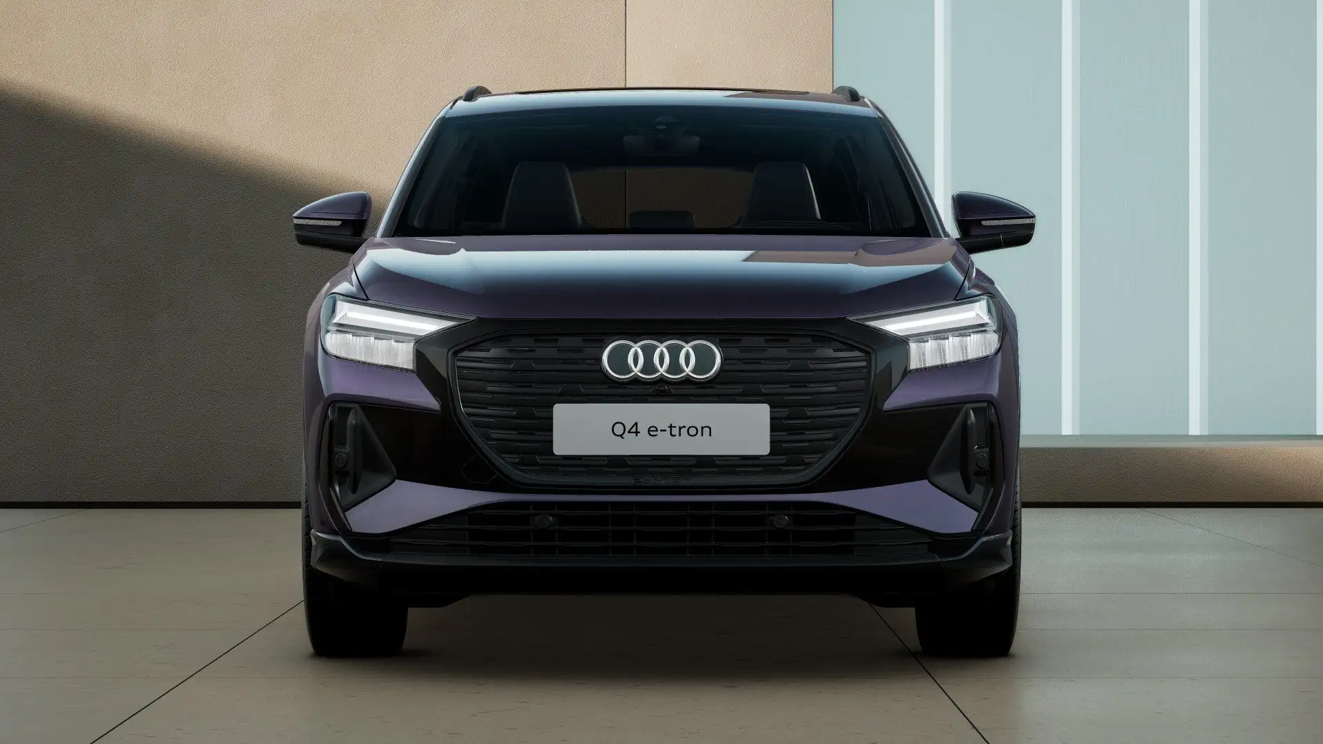 Audi Q4 e-tron 45 S line Pano HuD NAVI ACC Kam. 21" Violett - 2
