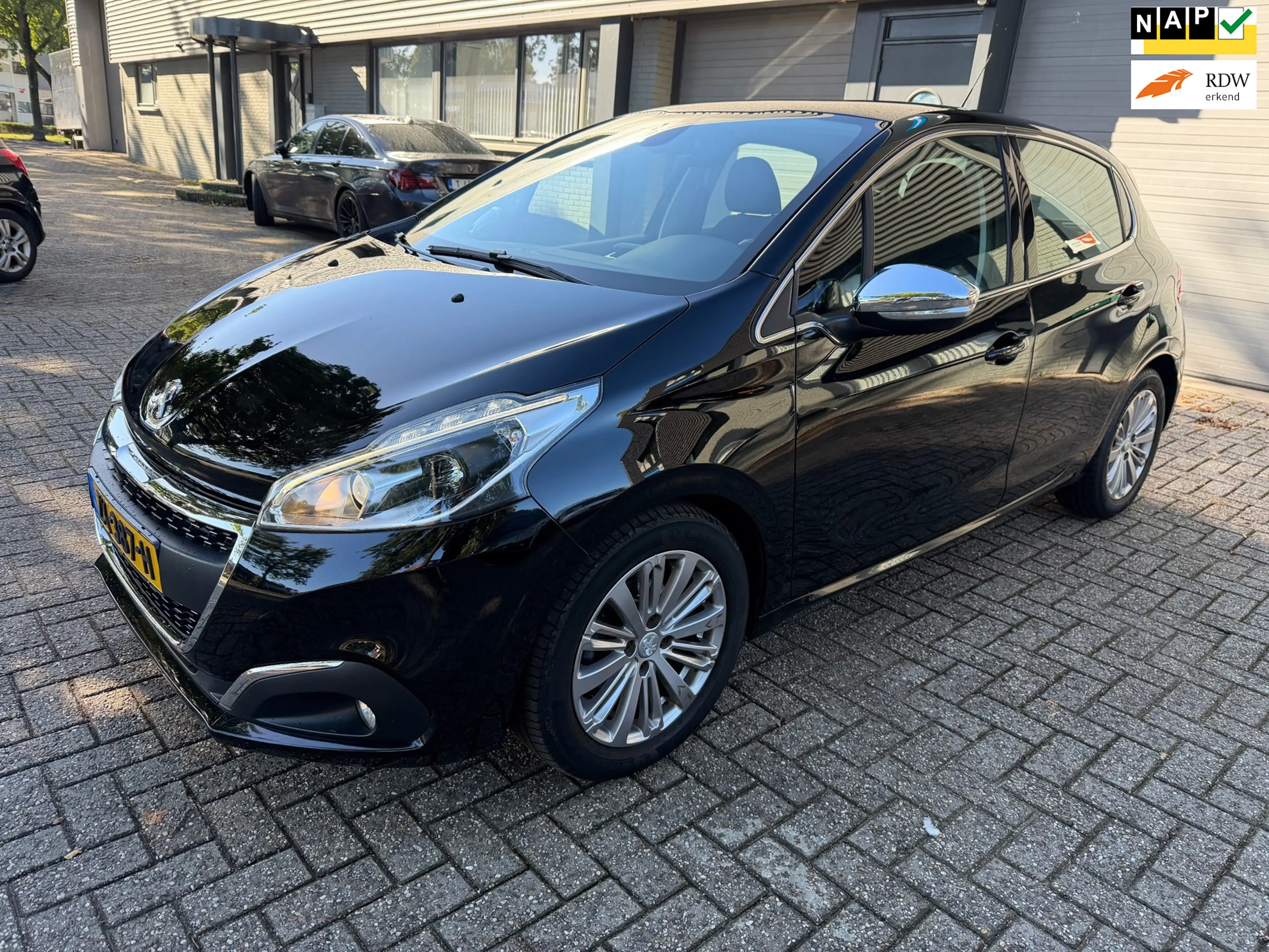 Peugeot 208 1.5 BlueHDi Blue Lease Allure