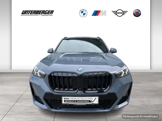BMW X1 view 2