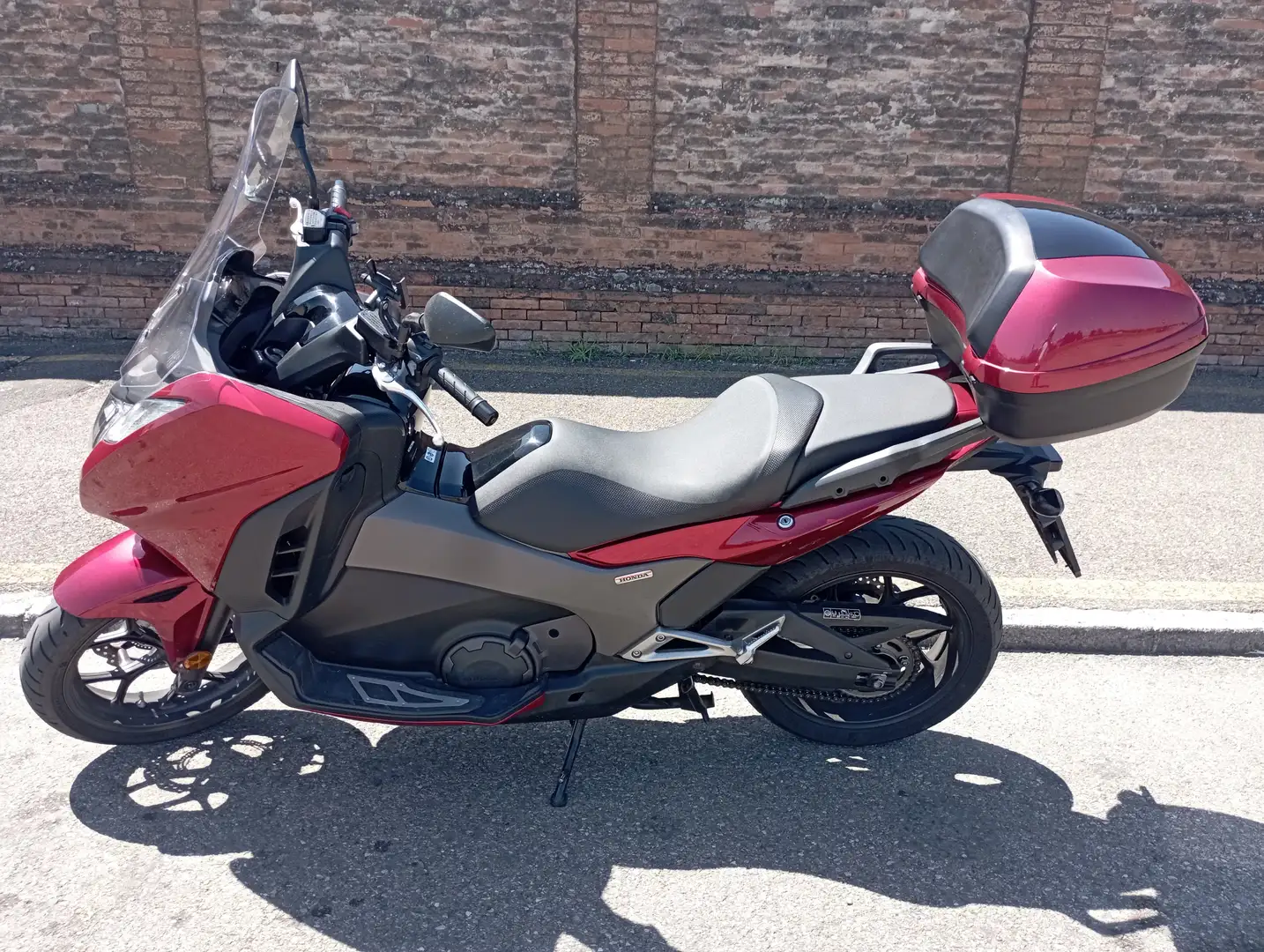 Honda Integra 750 dct Rosso - 1