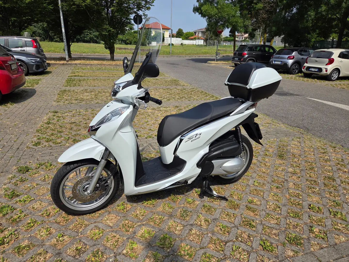 Honda SH 300 - 2