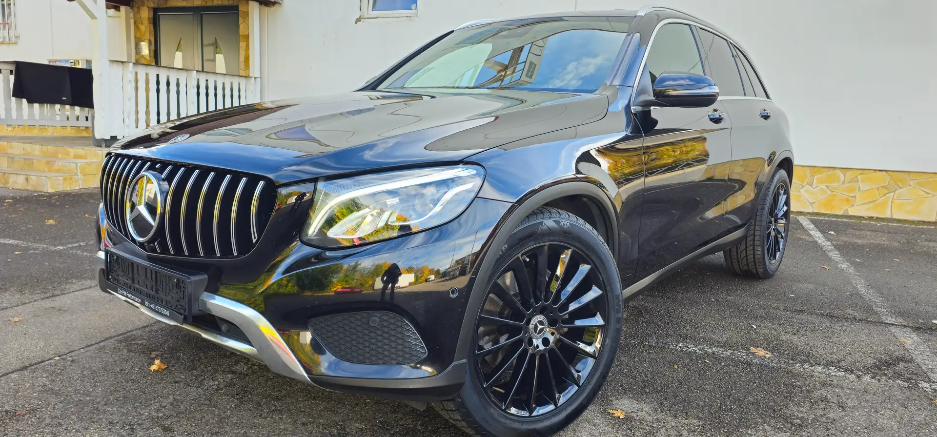 Mercedes-Benz GLC 220 GLC 220 d 4Matic,20 Zoll Alu Top Zustand. Schwarz - 2