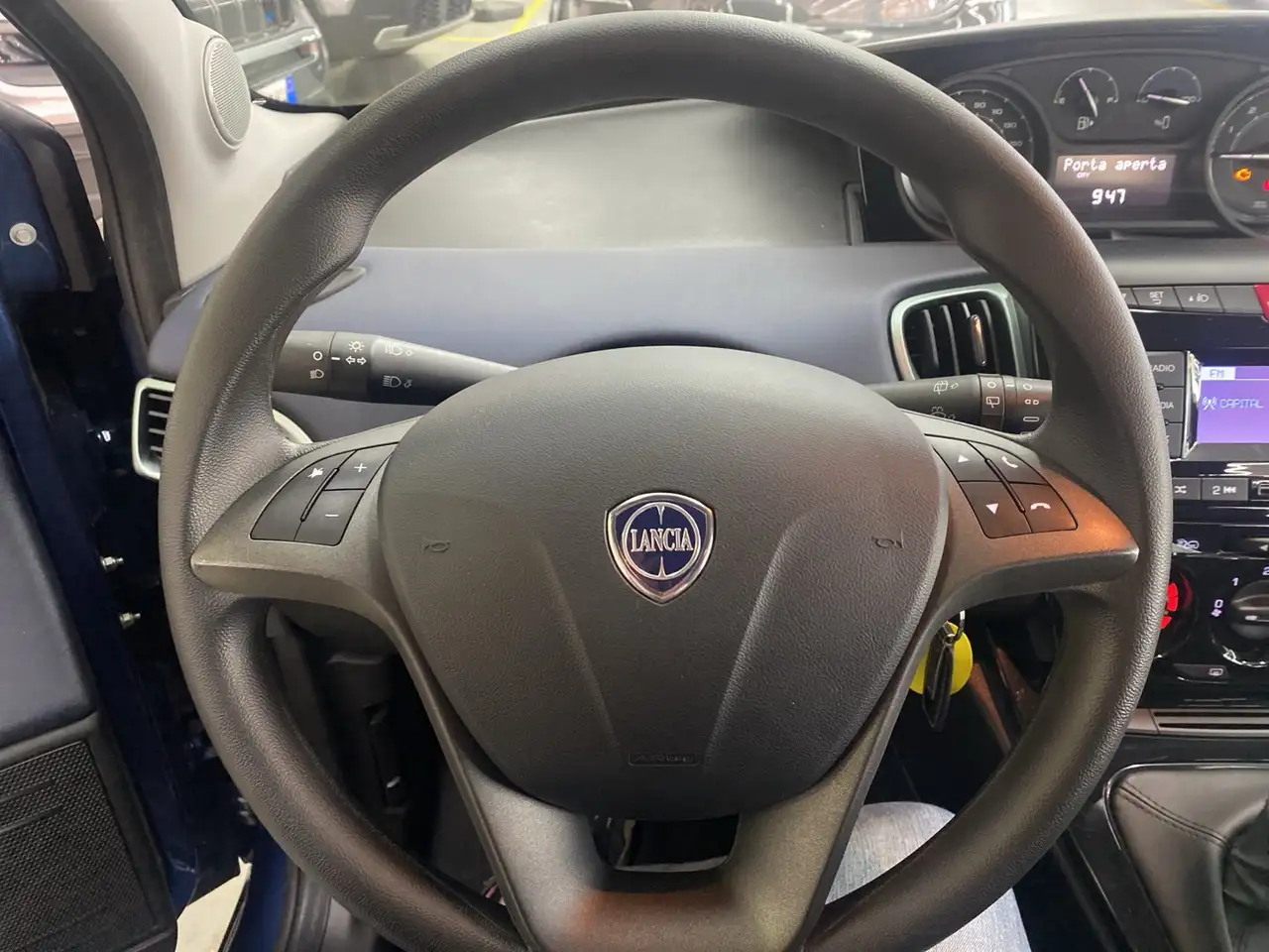 Lancia Ypsilon 2024 — фото 10