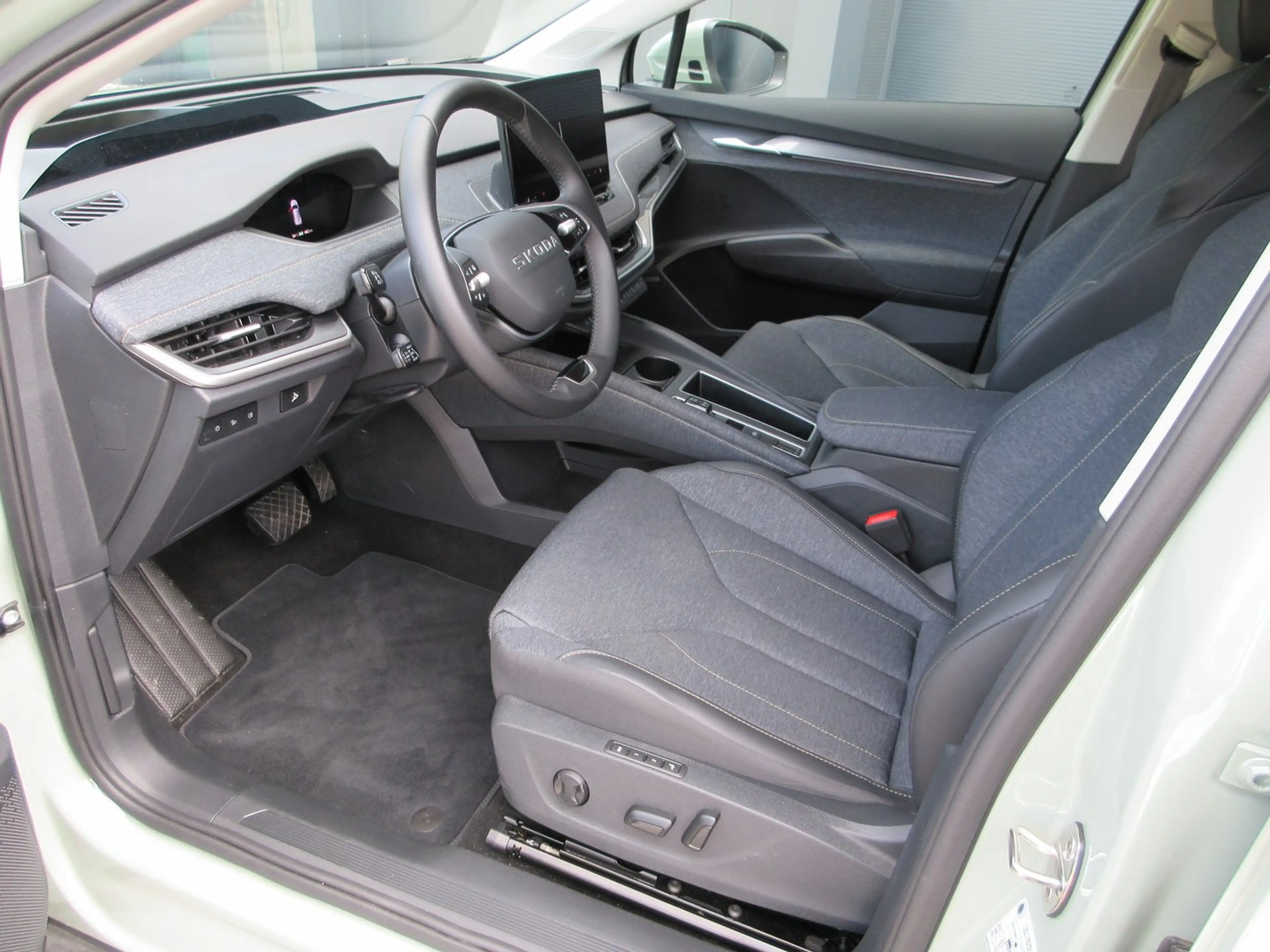 Skoda Elroq 85 — photo 8