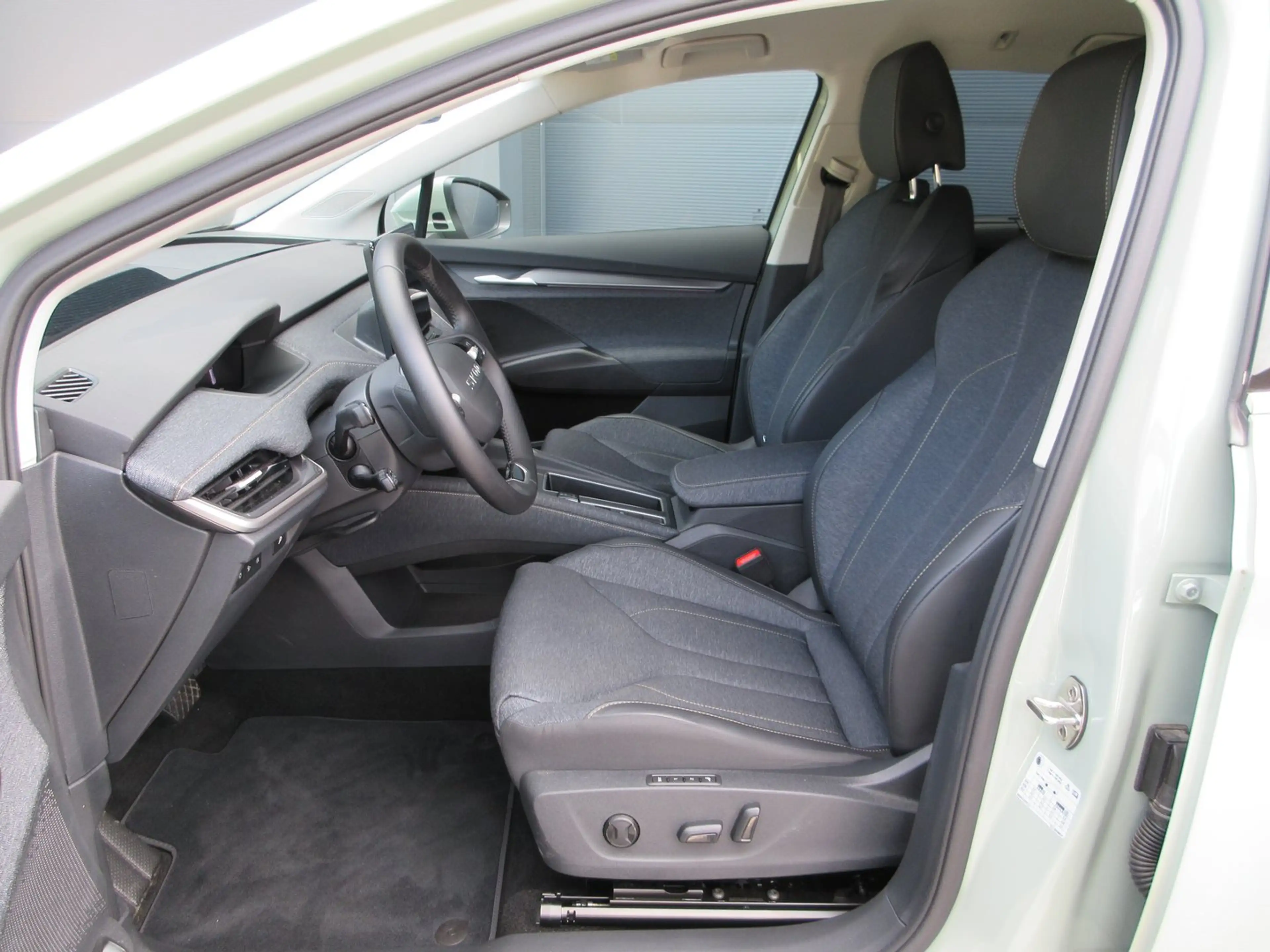 Skoda Elroq 85 — photo 7