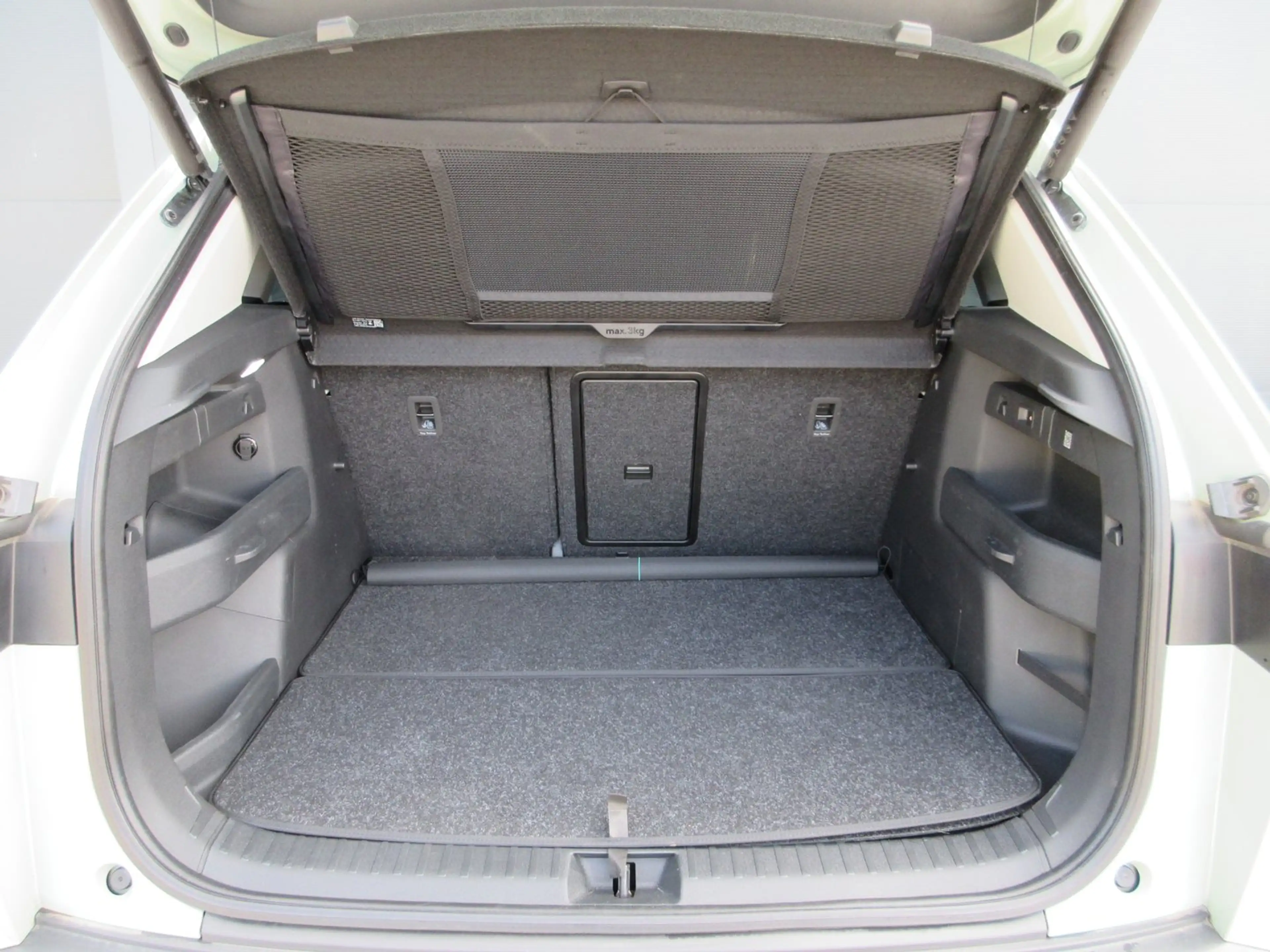 Skoda Elroq 85 — photo 11