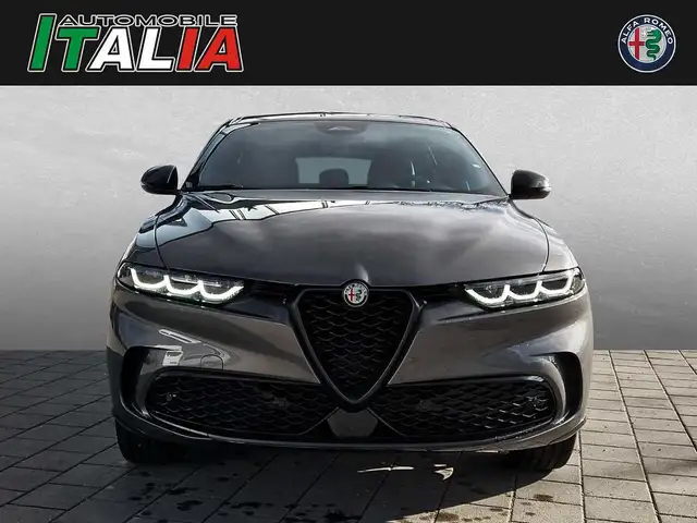 Alfa Romeo Tonale view 8