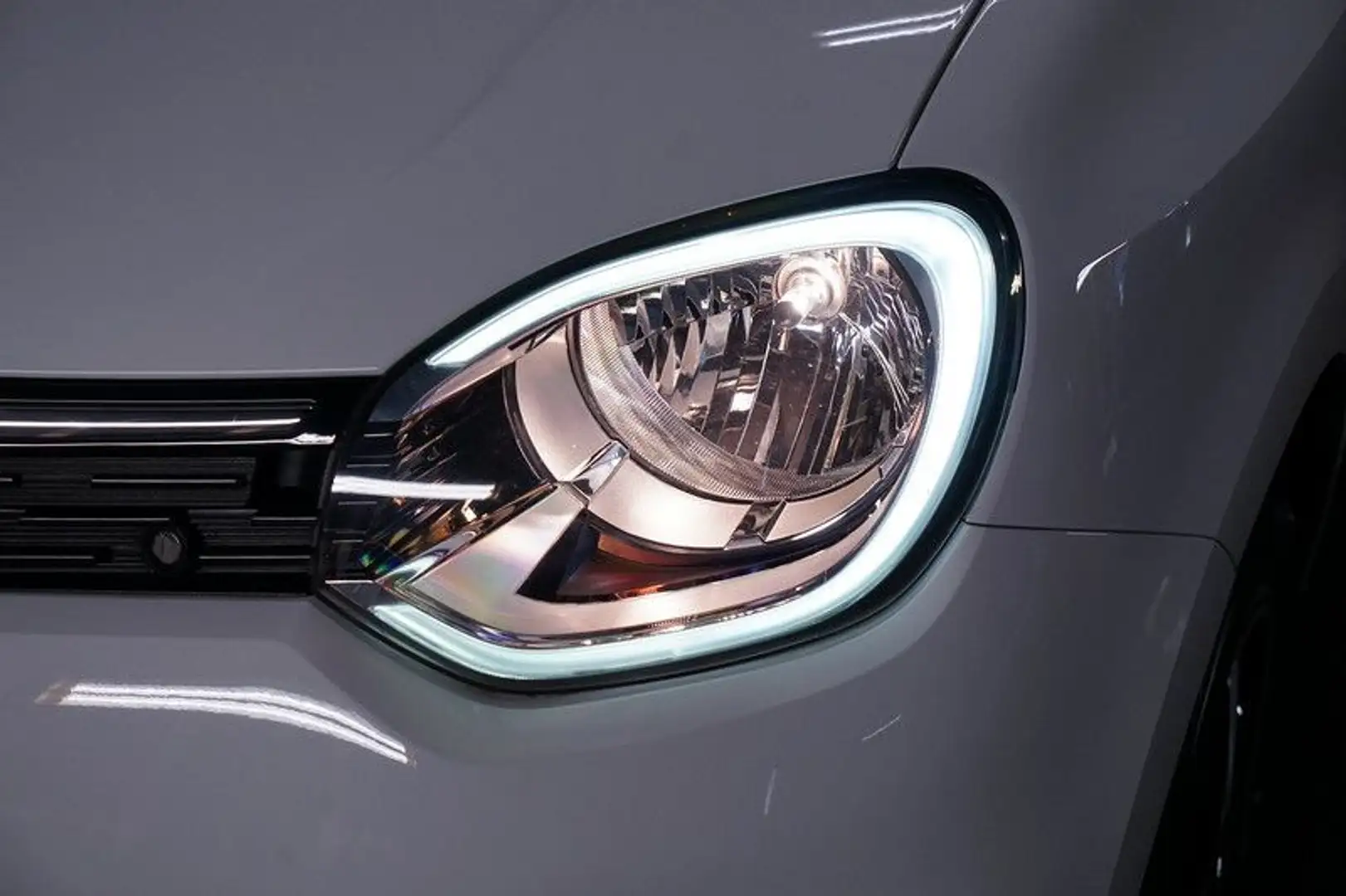 Renault Twingo 1.0 SCe 75 Limited*Tempomat*Klima*USB*PDC Weiß - 2