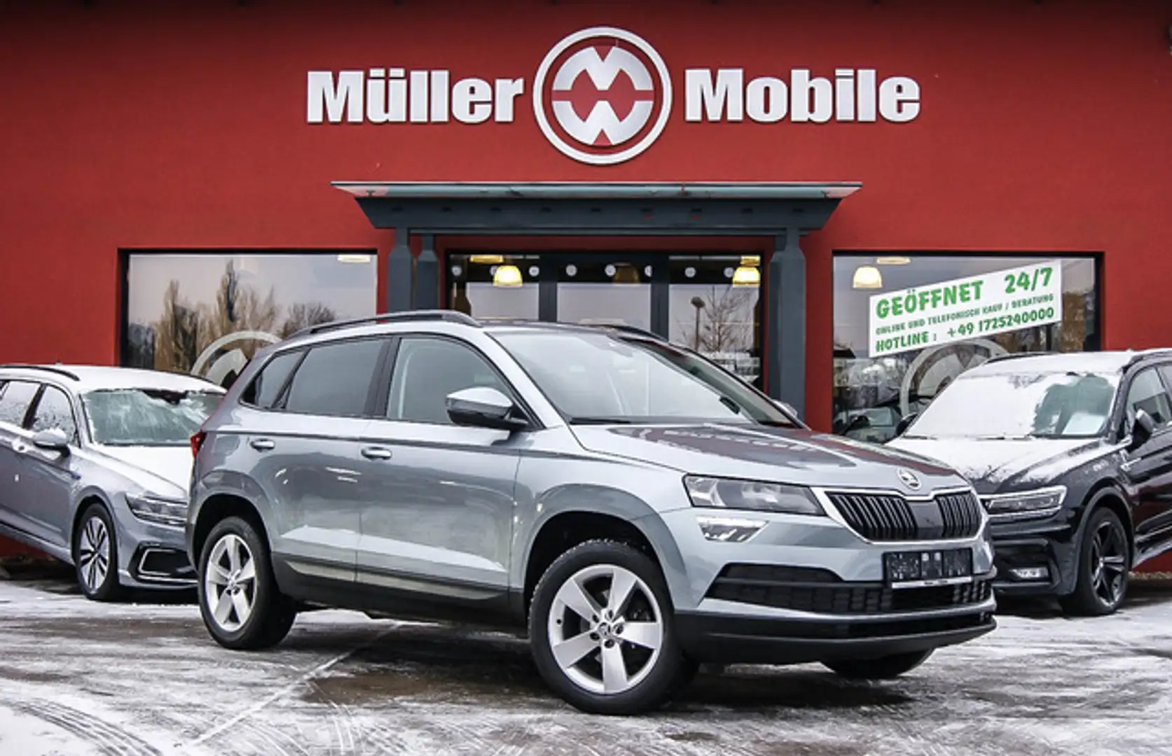 Skoda Karoq 16TDI DSG Ambition ANHÄNGERKUPPLUNG 1.HAND Gris - 1
