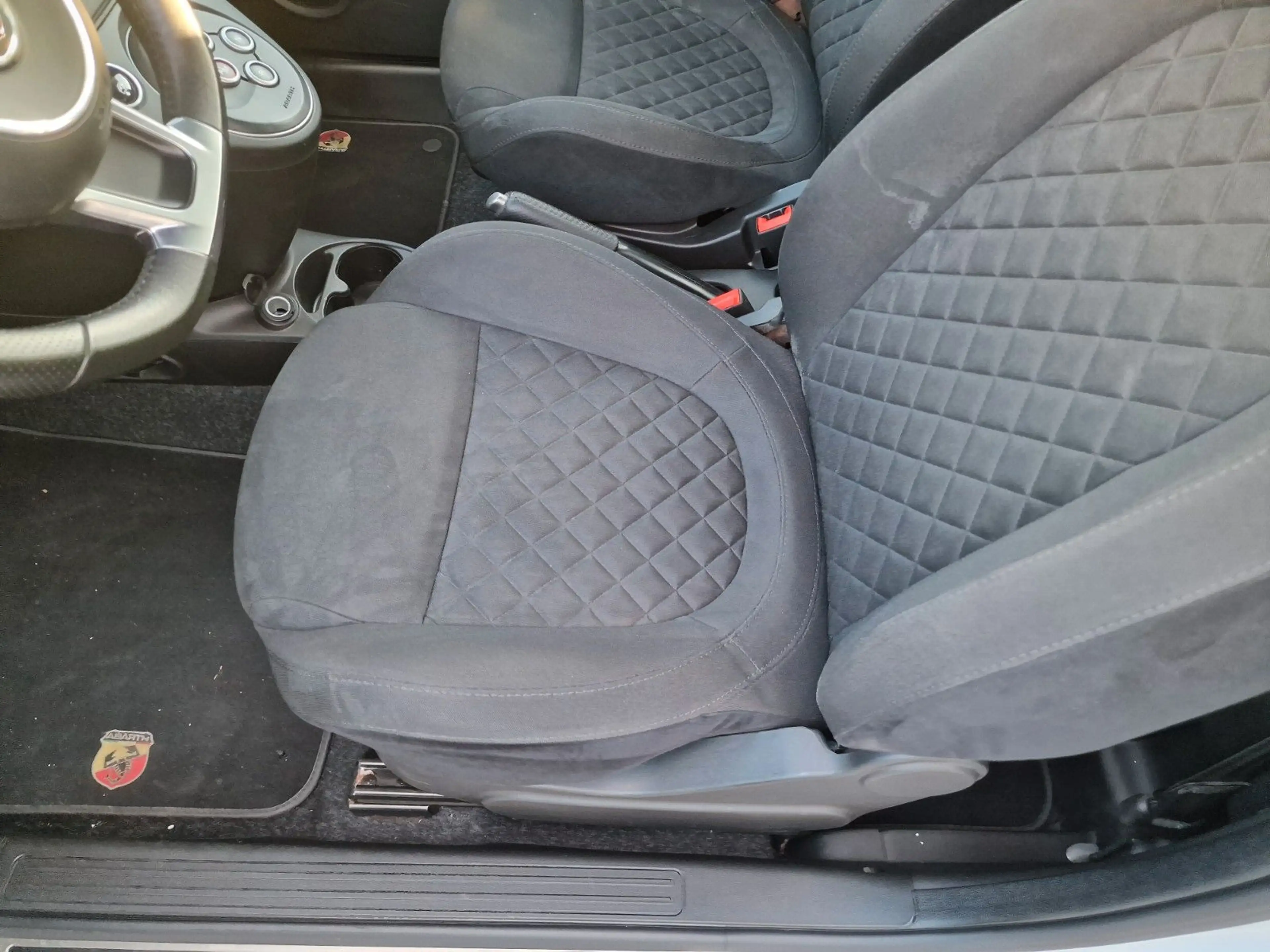 Abarth 500 F595, Automatik — photo 13